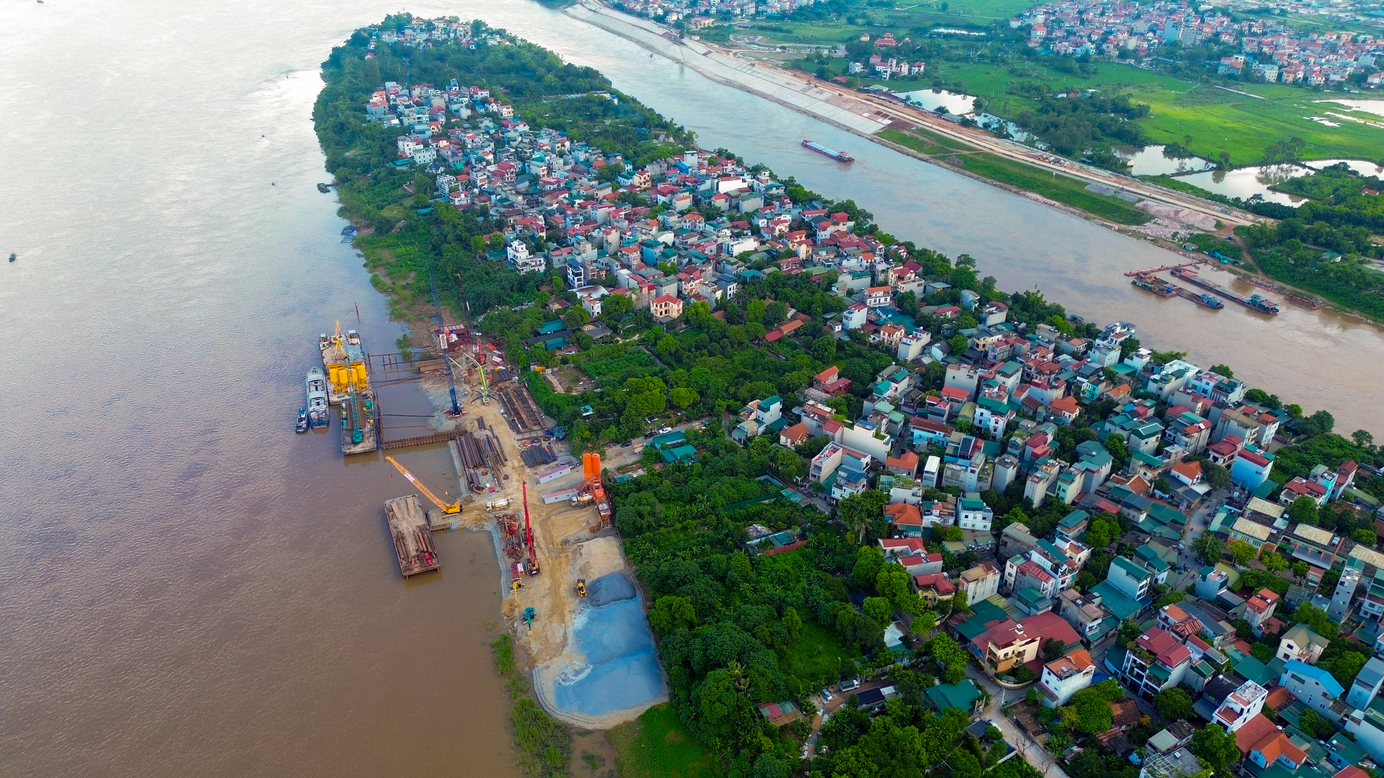 Siêu dự án của Vinhomes nằm bên vành đai 2 Hà Nội: Bàn giao nhà chỉ sau một năm, ngày cao điểm đón hơn một triệu khách- Ảnh 13. Siêu dự án của Vinhomes nằm bên vành đai 2 Hà Nội: Bàn giao nhà chỉ sau một năm, ngày cao điểm đón hơn một triệu khách- Ảnh 13.