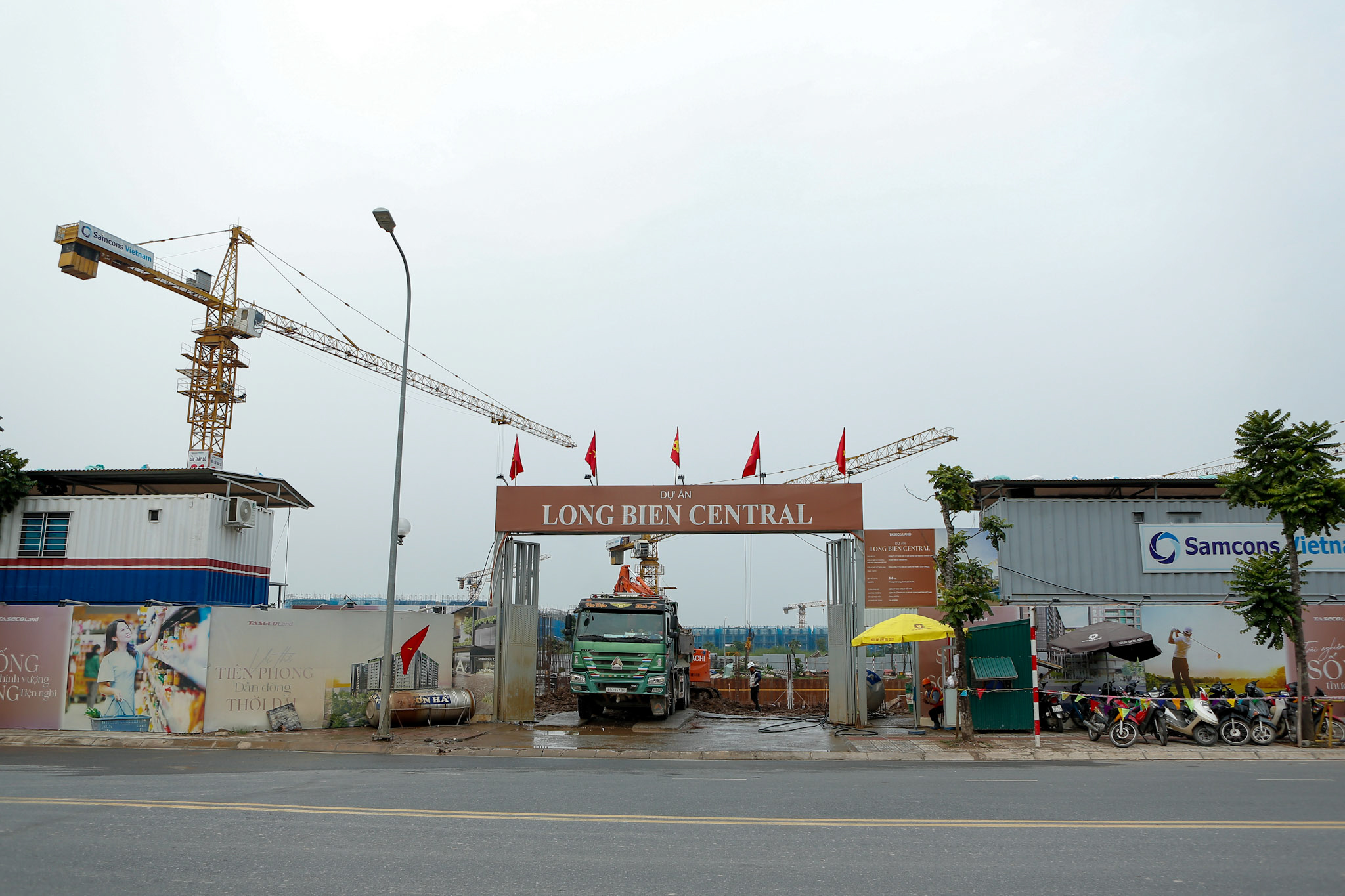 Điểm danh loạt dự án chung cư ra hàng cuối năm ở Hà Nội: Sun Group có căn hộ 200 triệu đồng/m2, Long Biên trở thành điểm sáng mới- Ảnh 5.