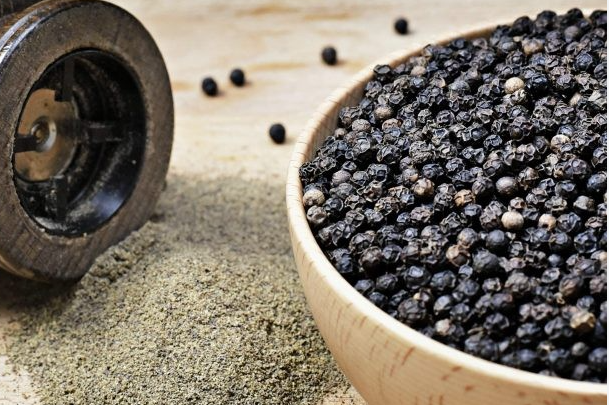 Giá tiêu ngày 7/9: Giá tiêu ổn định, thấp nhất 151.000 đồng/kg - Ảnh 1.