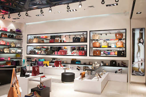 TS Mạc Quốc Anh: Trước đây, có DN đi "đường tắt" bằng cách né thuế, những người tuân thủ lại chịu bất lợi nên việc luật hóa sẽ bảo vệ tốt hơn các chủ thể làm ăn chân chính- Ảnh 2. TS Mạc Quốc Anh: Trước đây, có DN đi "đường tắt" bằng cách né thuế, những người tuân thủ lại chịu bất lợi nên việc luật hóa sẽ bảo vệ tốt hơn các chủ thể làm ăn chân chính- Ảnh 2.