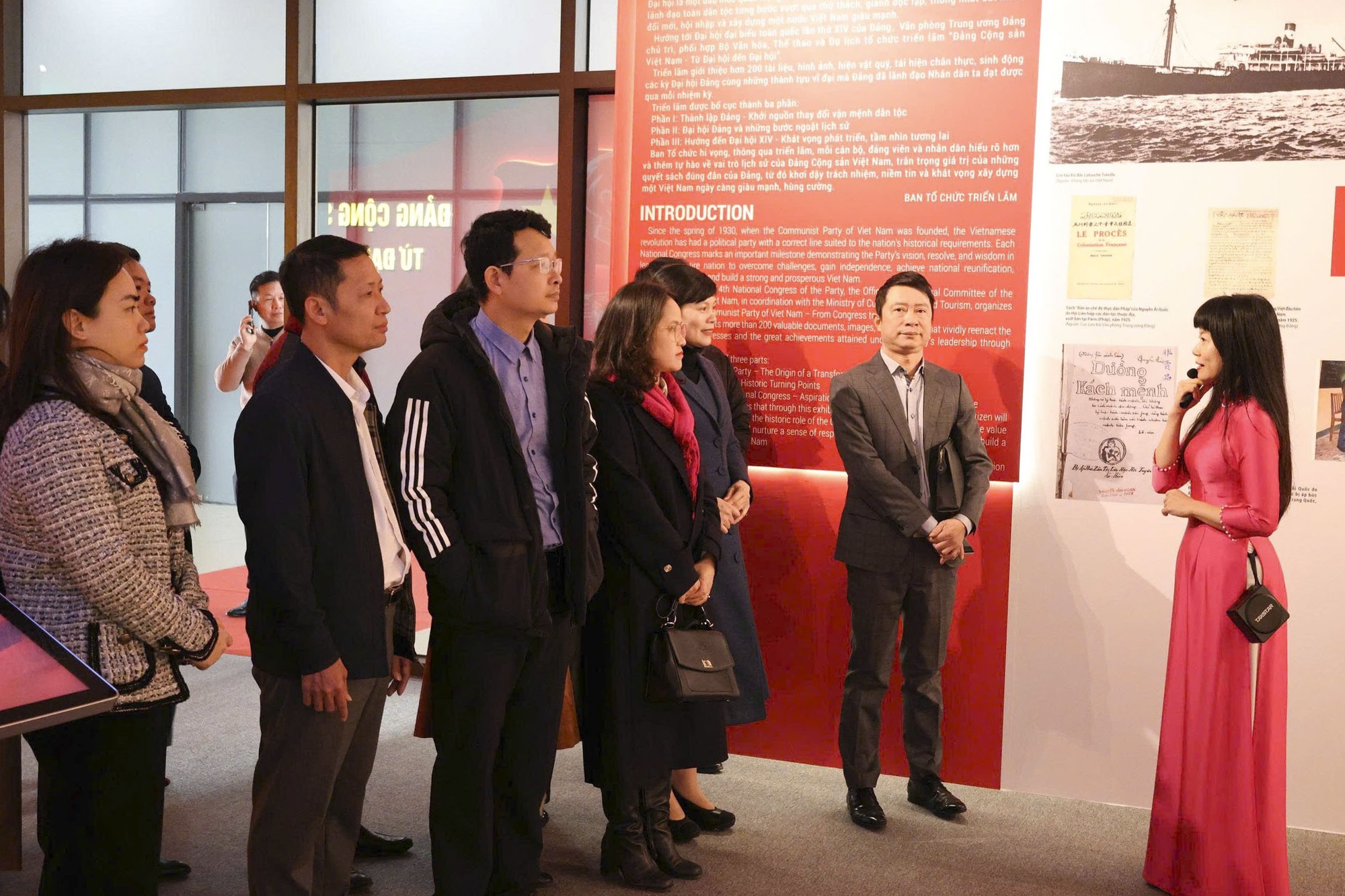 Nhìn lại lịch sử vẻ vang của Đảng thông qua triển lãm các kỳ Đại hội - Ảnh 7.