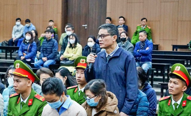 Nhận hối lộ 43 tỷ đồng, cựu Cục trưởng Cục An toàn thực phẩm lĩnh án 20 năm tù - Ảnh 1.