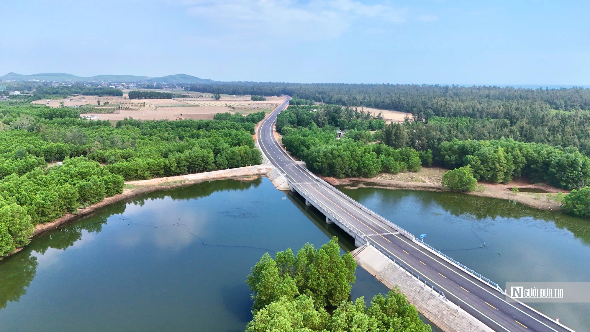 Tiến tới Đại hội XIV của Đảng: Công trình đột phá và tầm nhìn vượt thời đại- Ảnh 1.