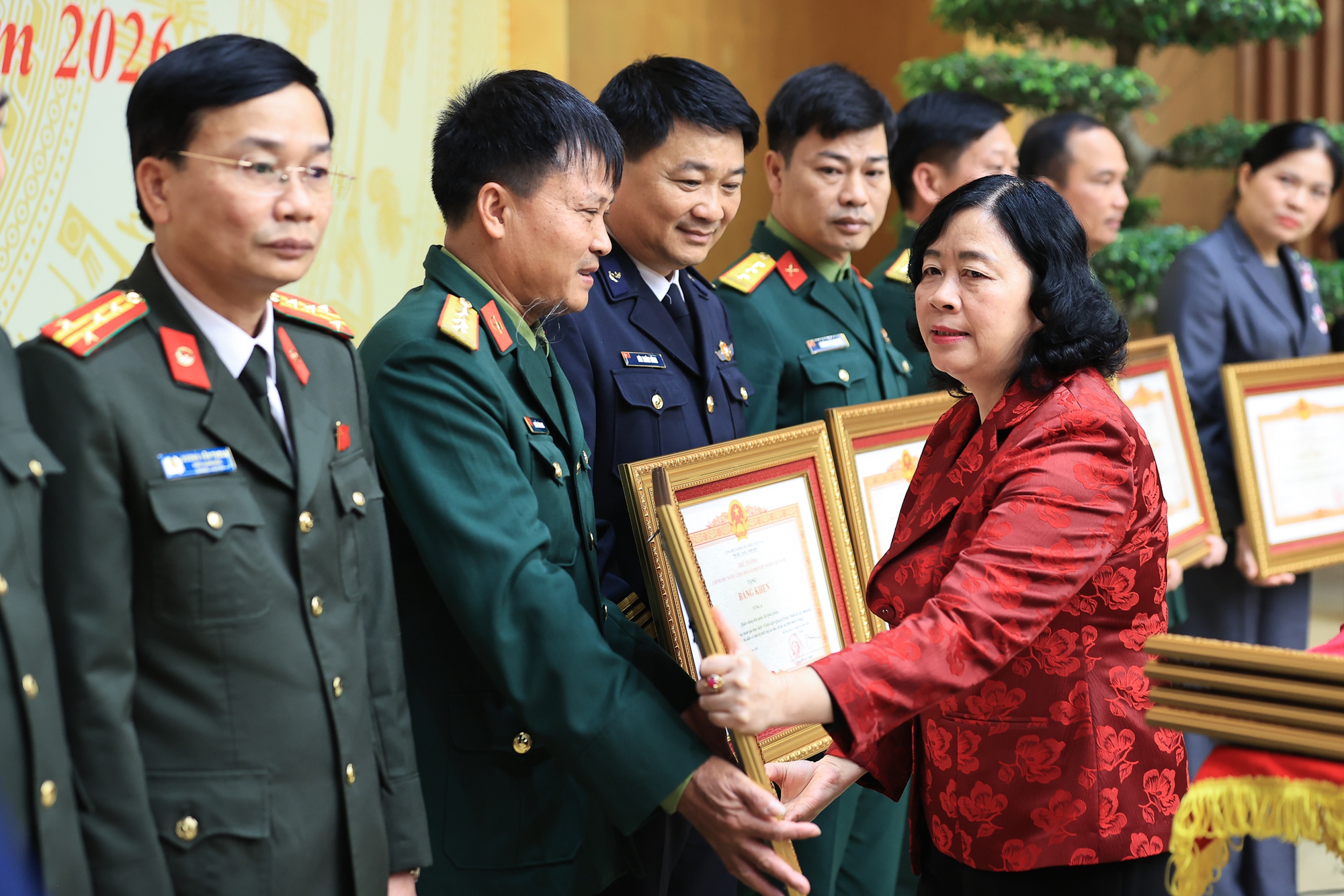 Thủ tướng: "Chiến dịch Quang Trung" không những chiến thắng mà còn "chiến thắng giòn giã" - Ảnh 4.