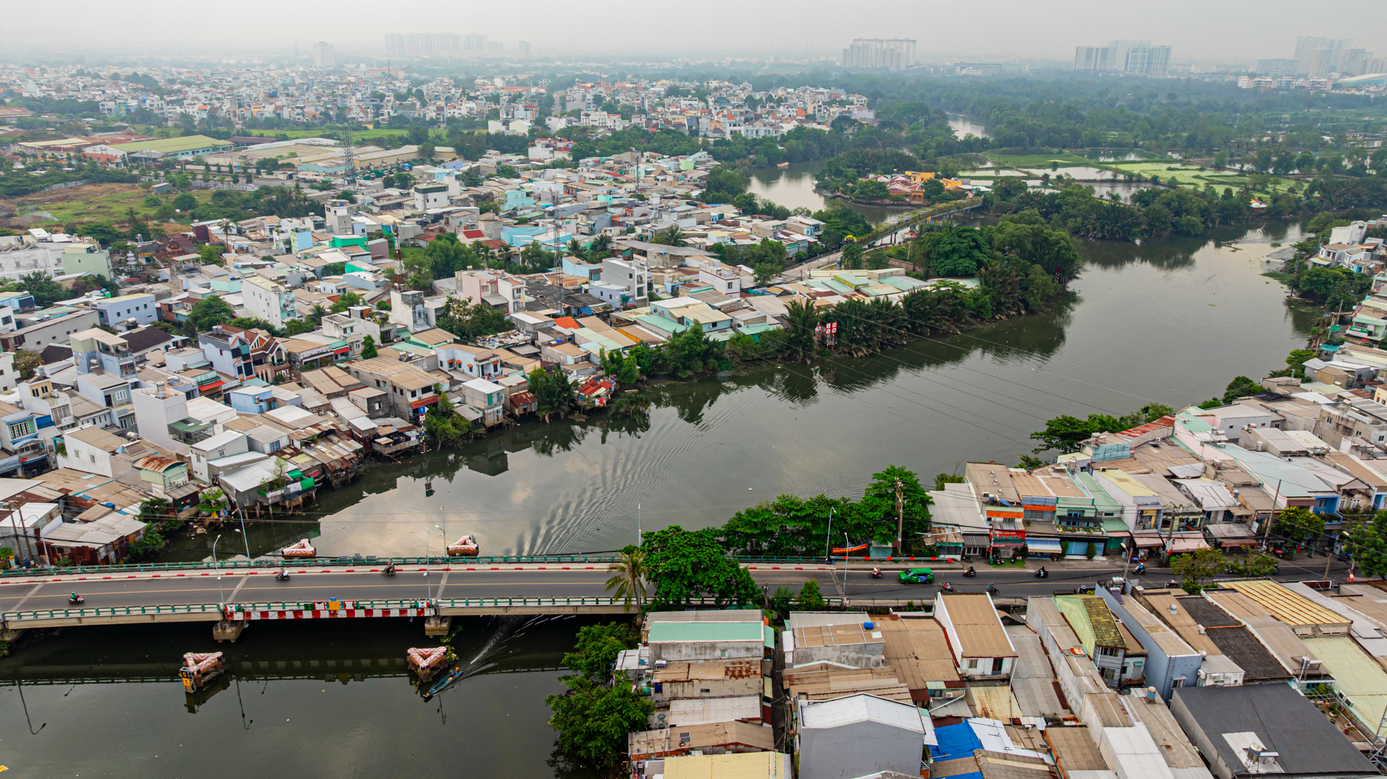 Hiện trạng rạch Bà Lớn - ông Bé trước khi được lột xác với dự án 17.000 tỷ ở TP.HCM - Ảnh 12.