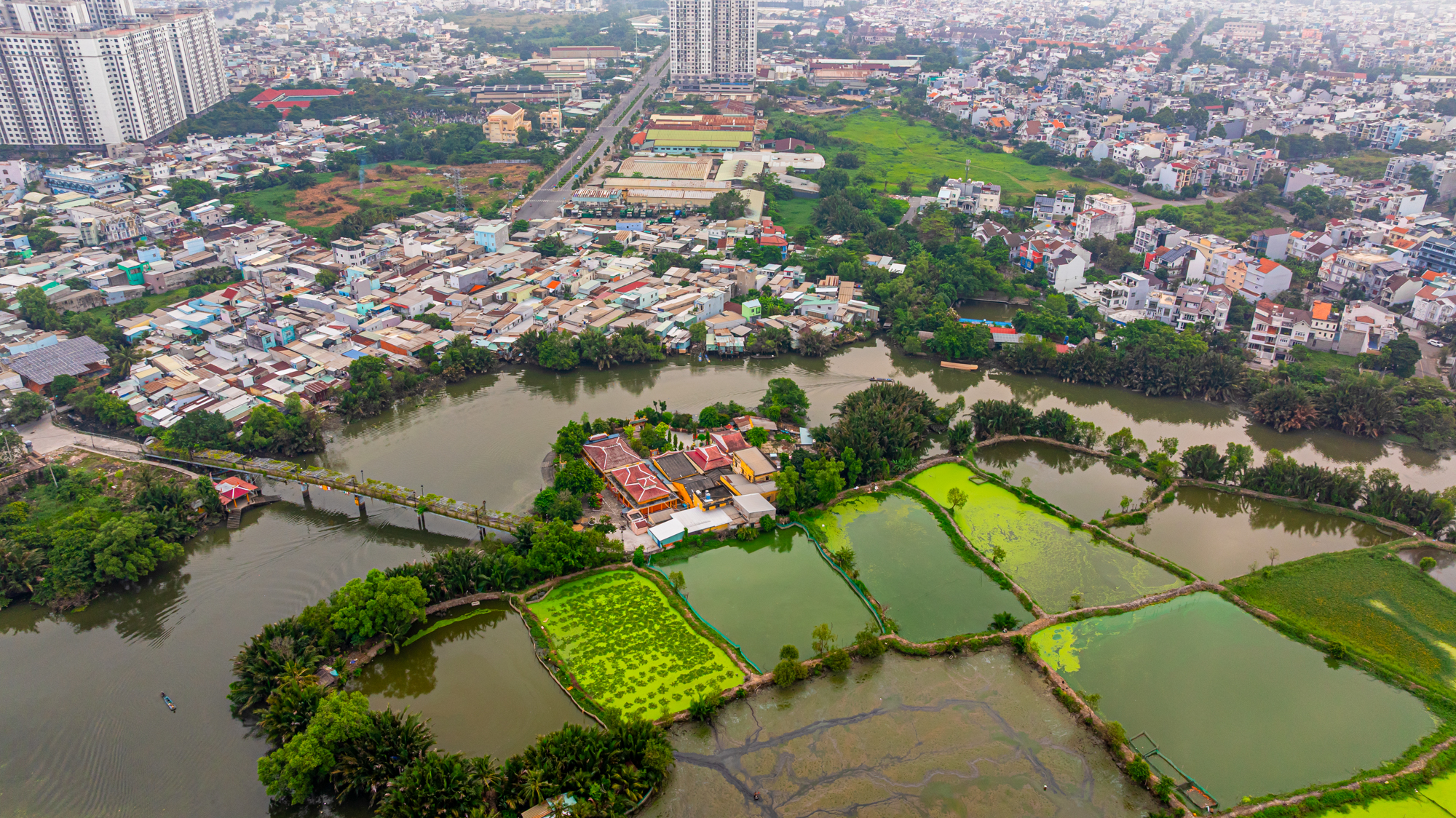 Hiện trạng rạch Bà Lớn - ông Bé trước khi được lột xác với dự án 17.000 tỷ ở TP.HCM - Ảnh 4.