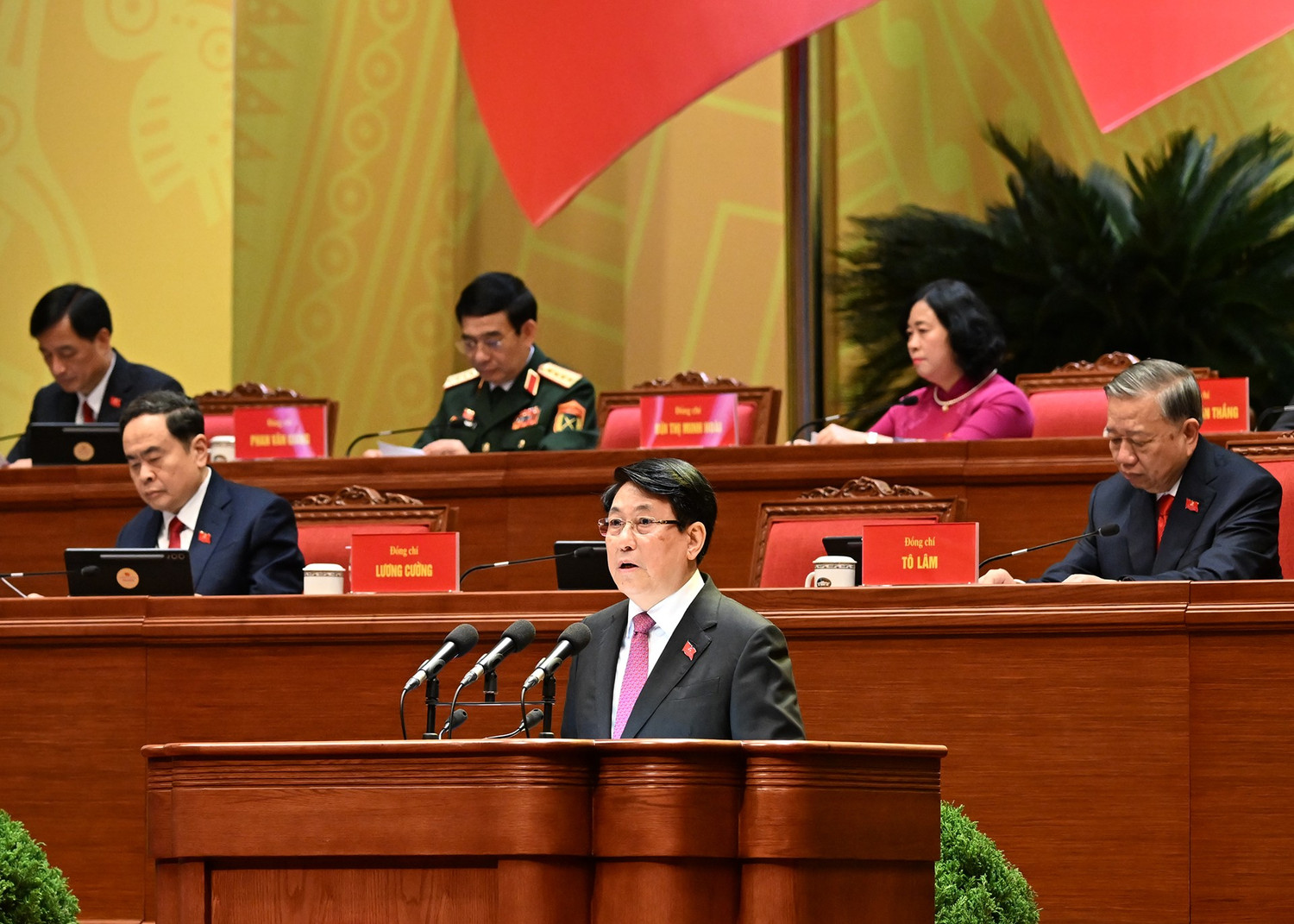 Toàn văn Diễn văn khai mạc của Chủ tịch nước Lương Cường tại Đại hội XIV của Đảng - Ảnh 2.