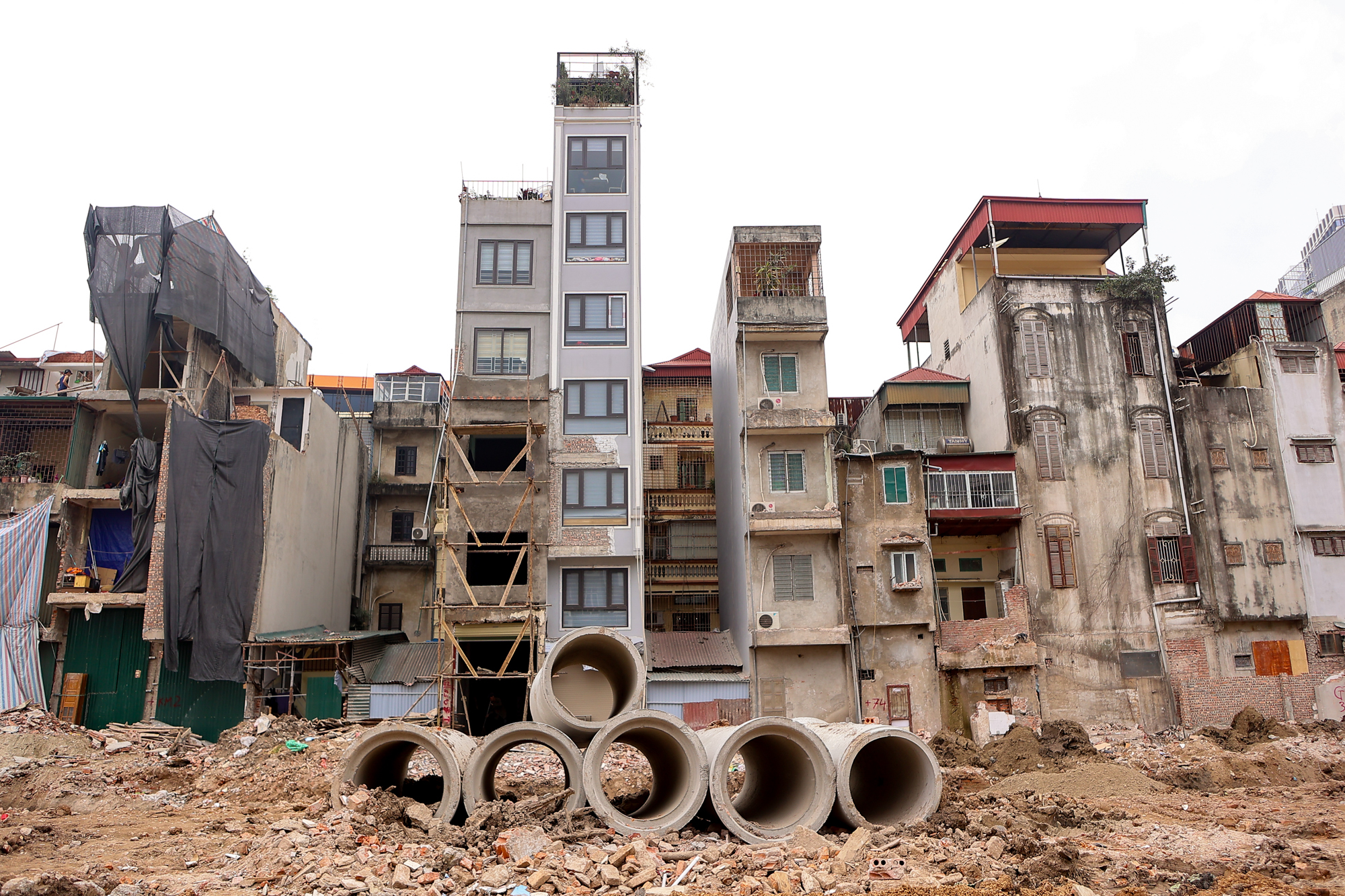 Kỳ tích thông xe tuyến đường mỗi mét tốn 3,5 tỷ: 30 năm chờ đợi và 30 ngày thần tốc giải cứu nút thắt thủ đô - Ảnh 8.