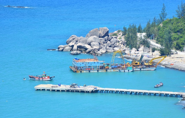 Hơn 73.000 m² “đất vàng” ven biển tại xã đảo duy nhất của tỉnh lớn thứ 2 Việt Nam sắp lên sàn đấu giá - Ảnh 1.