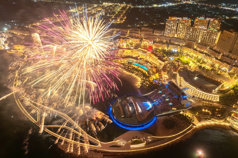 Sun Group viết nên loạt “kỷ lục” pháo hoa với Hòn đảo chưa từng tắt pháo hoa suốt 2 năm, Lễ hội pháo hoa quốc tế có quy mô đội bắn lớn nhất thế giới... - Ảnh 1.