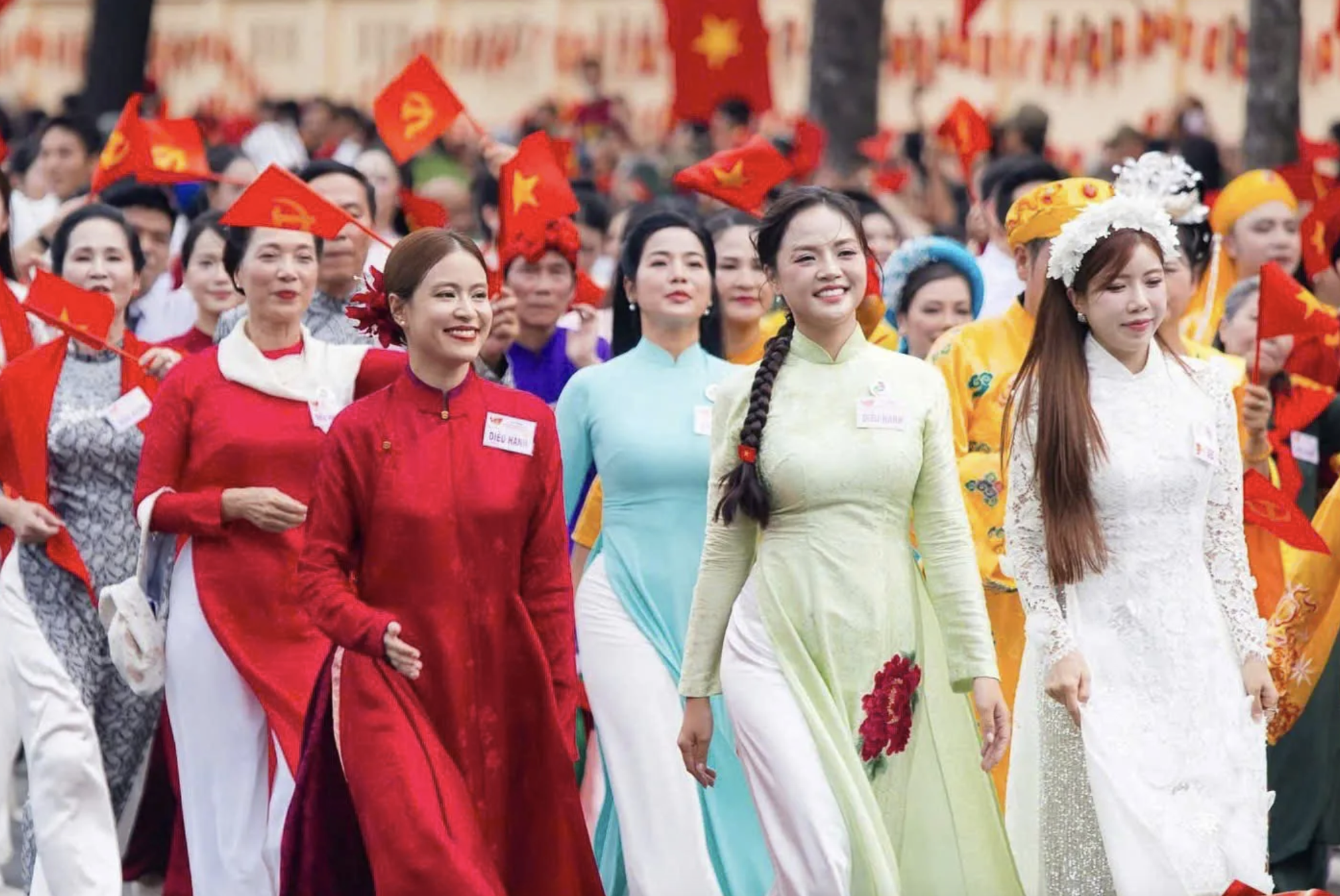 Khai mở sức mạnh văn hóa Việt Nam - Bài 2: Khơi nguồn sáng tạo, nuôi dưỡng niềm tin mới cho đội ngũ văn nghệ sĩ- Ảnh 2.