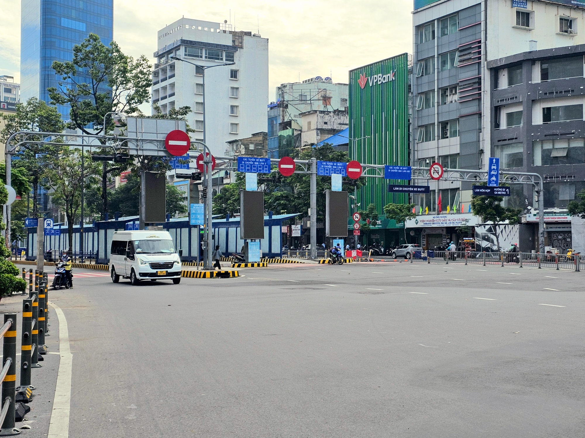 Toàn cảnh tuyến metro nối trung tâm cũ và trung tâm mới, được Bí thư TP.HCM yêu cầu ưu tiên làm trước 2030- Ảnh 4. Toàn cảnh tuyến metro nối trung tâm cũ và trung tâm mới, được Bí thư TP.HCM yêu cầu ưu tiên làm trước 2030- Ảnh 4.