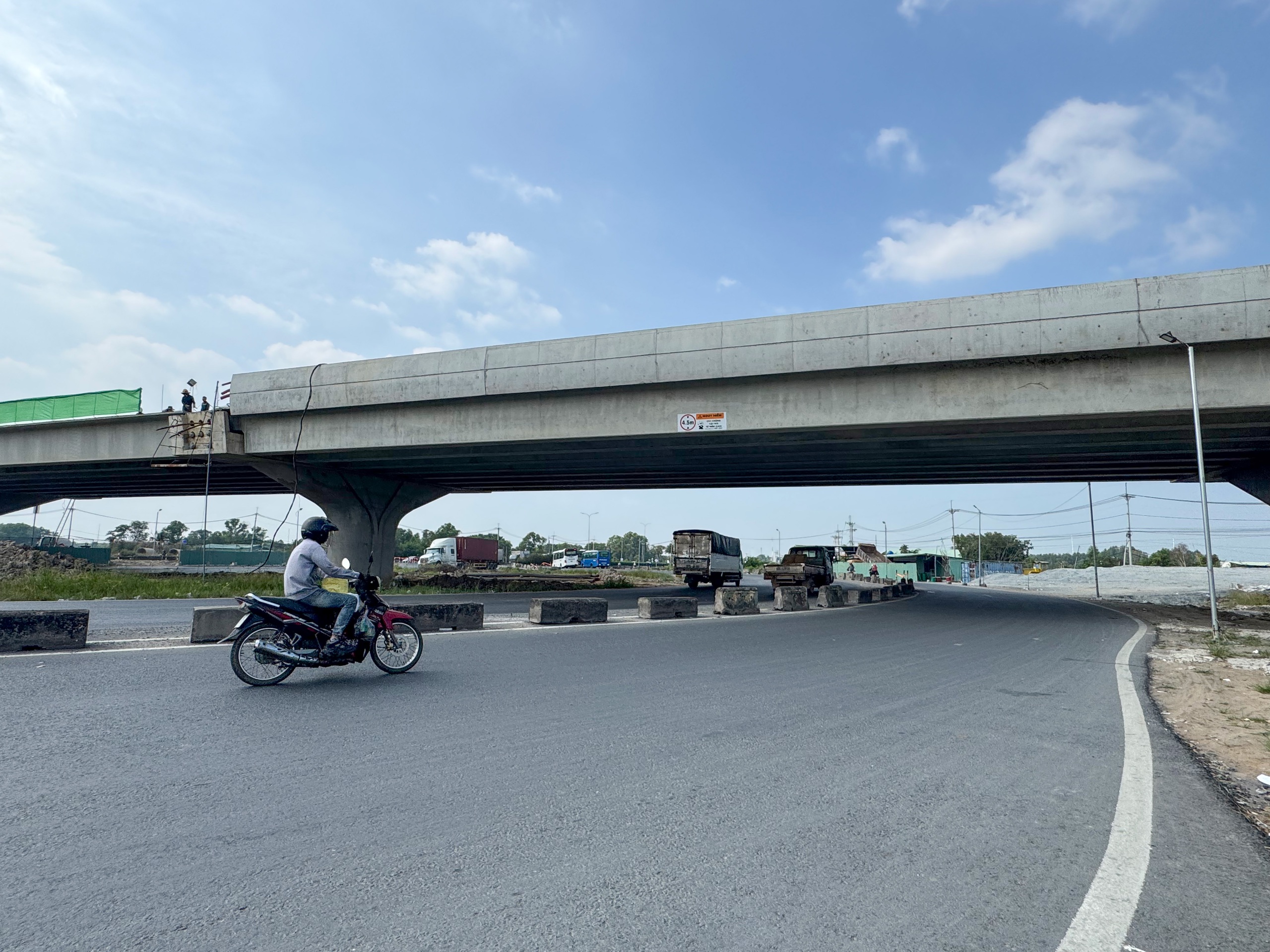 Vinhomes sắp xây khu đô thị đại học quốc tế lớn nhất cả nước: vốn gần 59.000 tỷ, rộng ngang quận trung tâm, nằm sát Vành đai 3- Ảnh 10.