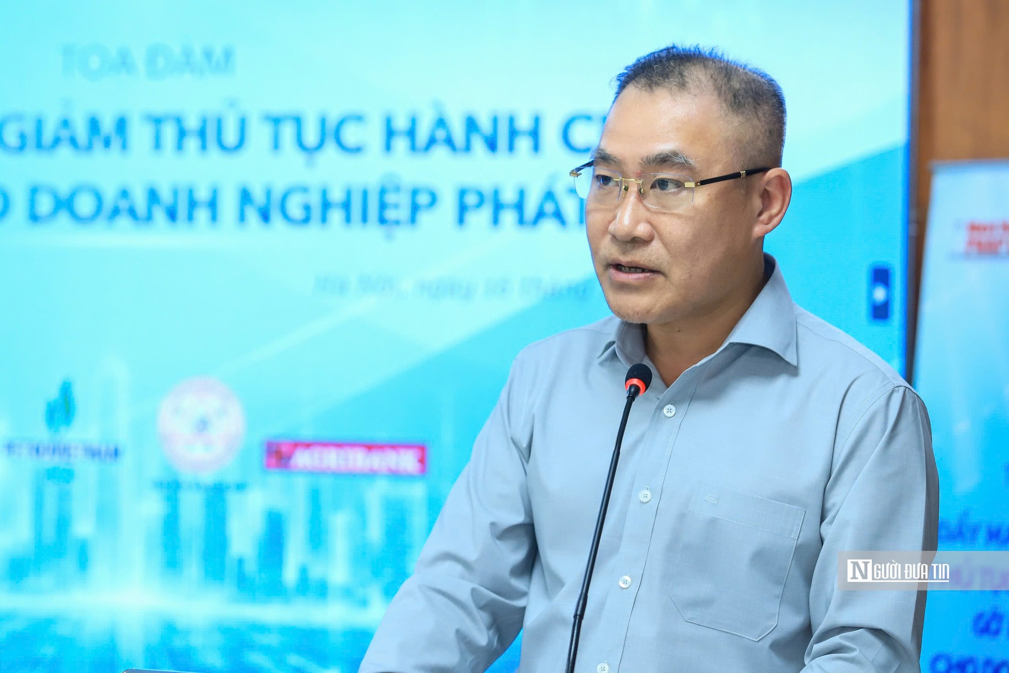 Tổng thuật Tọa đàm "Đẩy mạnh cắt giảm thủ tục hành chính, gỡ rào cản cho doanh nghiệp phát triển" - Ảnh 4.