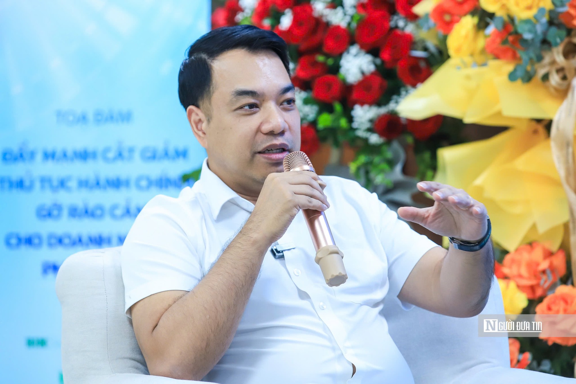 Tổng thuật Tọa đàm "Đẩy mạnh cắt giảm thủ tục hành chính, gỡ rào cản cho doanh nghiệp phát triển" - Ảnh 13.