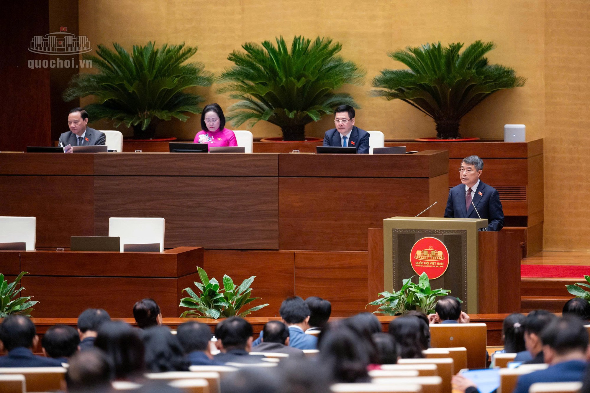 Thủ tướng: Năm 2027 đẩy mạnh cơ cấu lại, đổi mới mô hình phát triển kinh tế  - Ảnh 3.