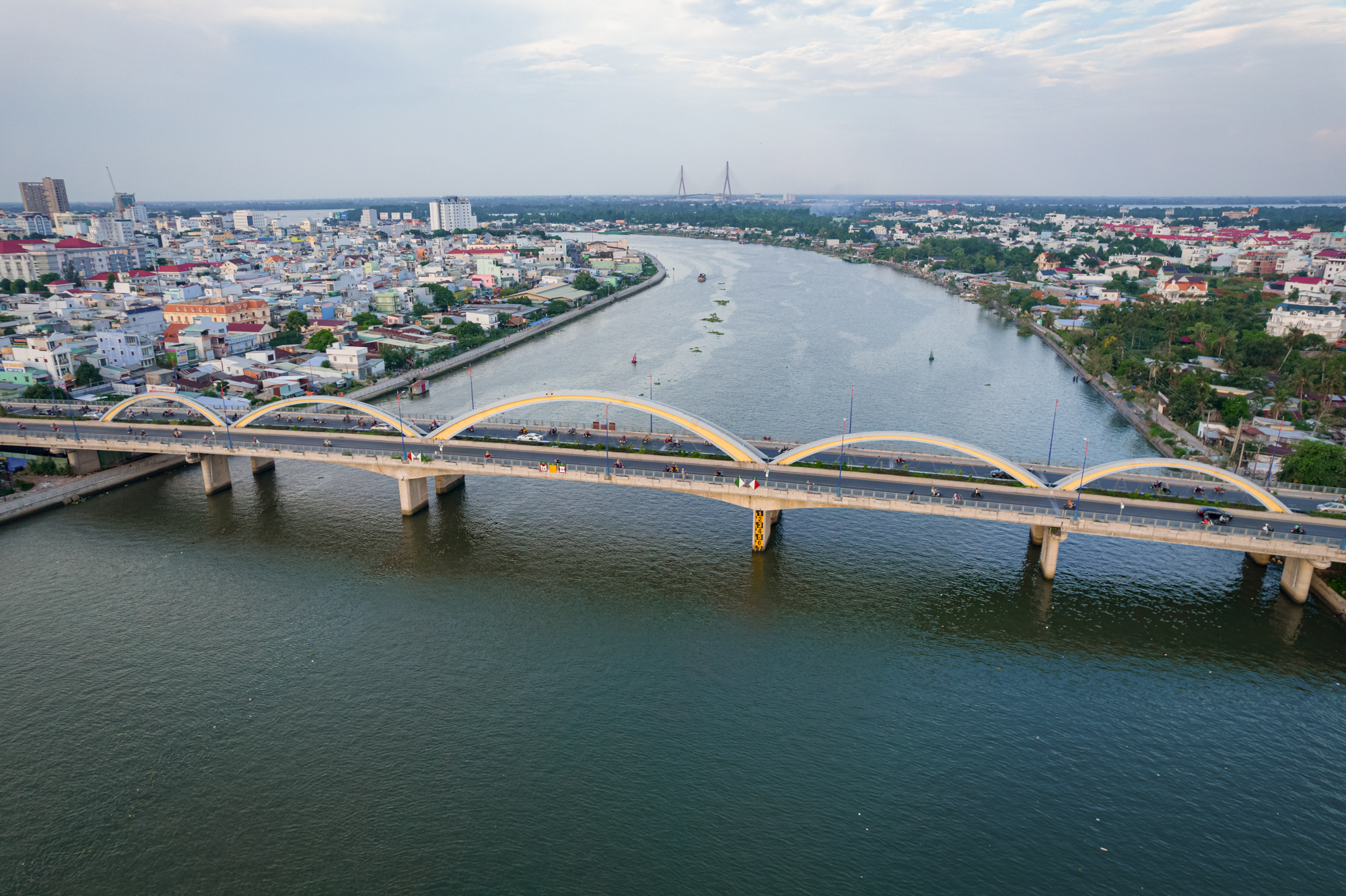 Loạt dự án nghìn tỷ đổ bộ thủ phủ miền Tây: Từ cao tốc trục dọc đến Trung tâm hành chính mới- Ảnh 1.