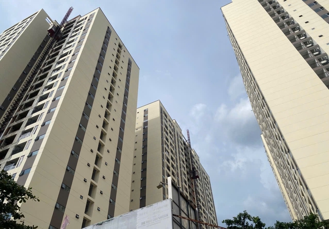 Chủ đầu tư được ưu tiên bán nhà ở xã hội cho người đang thuê đủ điều kiện khi có nhu cầu mua trước hạn 10 năm - Ảnh 1.