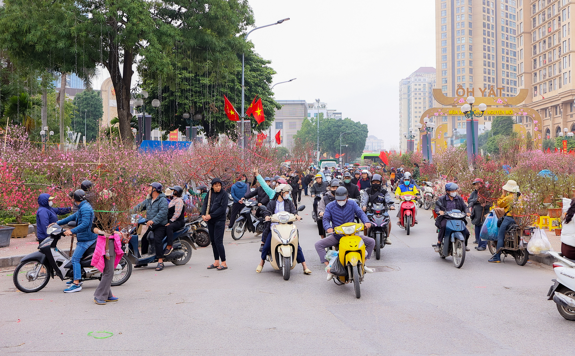 Toàn cảnh dự án 30.000 tỷ giúp hồ Tây “lột xác”: Giữ nguyên mặt nước, thêm vườn hoa, quảng trường nổi và bãi xe ngầm- Ảnh 12. Toàn cảnh dự án 30.000 tỷ giúp hồ Tây “lột xác”: Giữ nguyên mặt nước, thêm vườn hoa, quảng trường nổi và bãi xe ngầm- Ảnh 12.