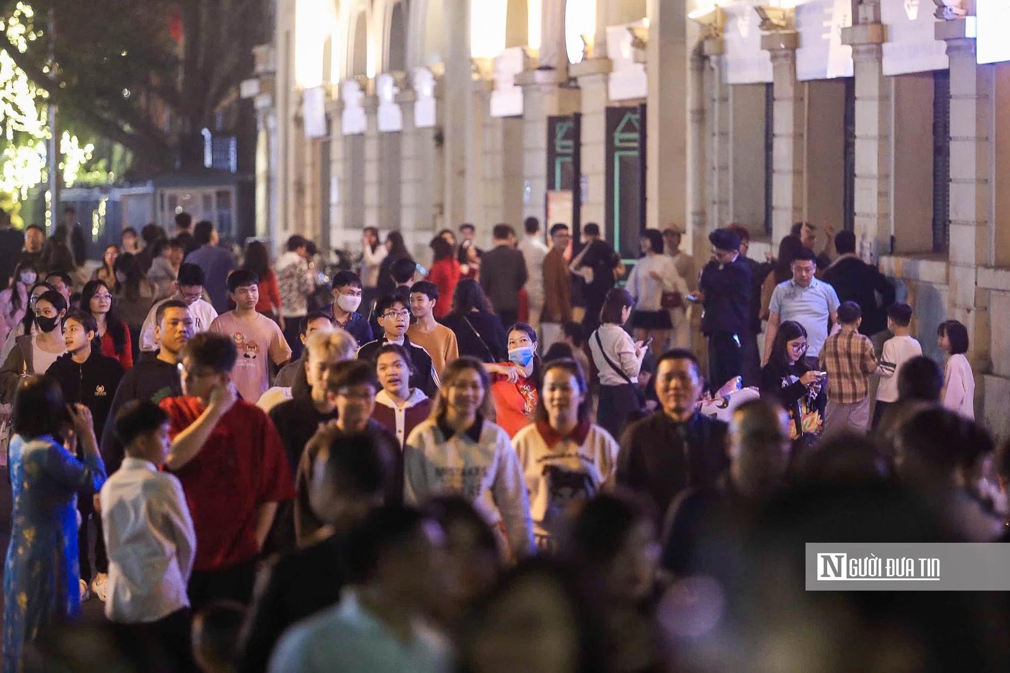 Mãn nhãn màn pháo hoa chào đón năm Bính Ngọ 2026- Ảnh 8.