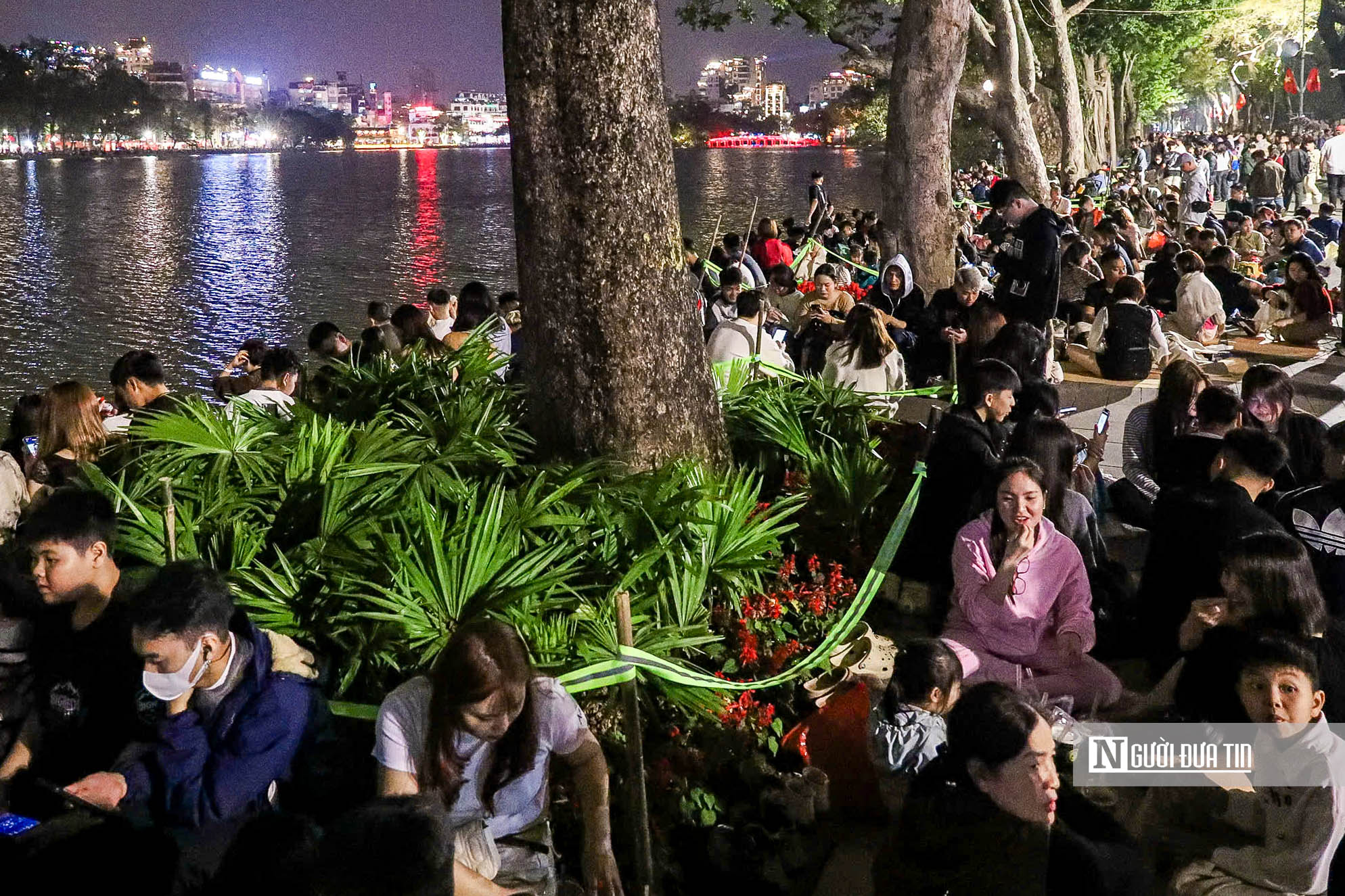 Mãn nhãn màn pháo hoa chào đón năm Bính Ngọ 2026- Ảnh 13.