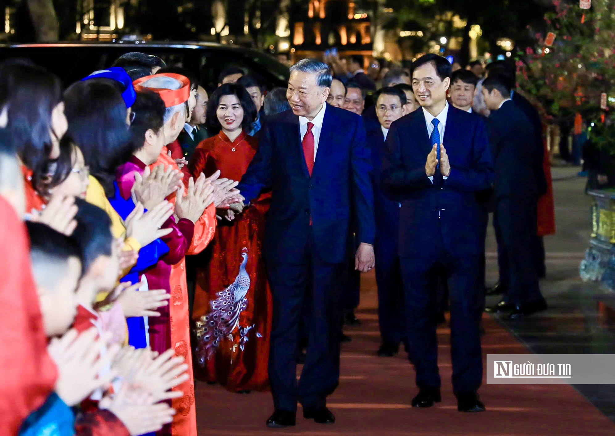 Tổng Bí thư Tô Lâm chúc Tết nhân dân Thủ đô- Ảnh 10.