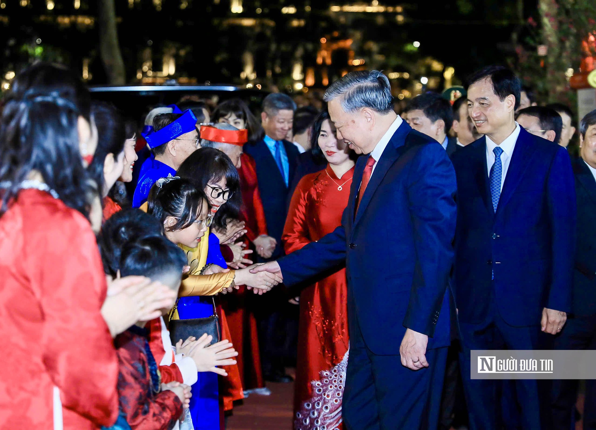 Tổng Bí thư Tô Lâm chúc Tết nhân dân Thủ đô- Ảnh 6.