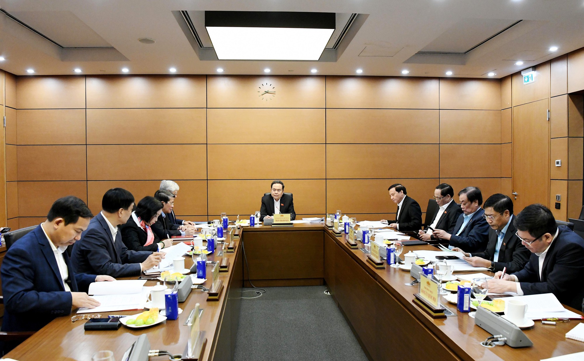 Bầu cử đúng luật, đúng quy trình, đúng thời hạn, đúng người - Ảnh 1.