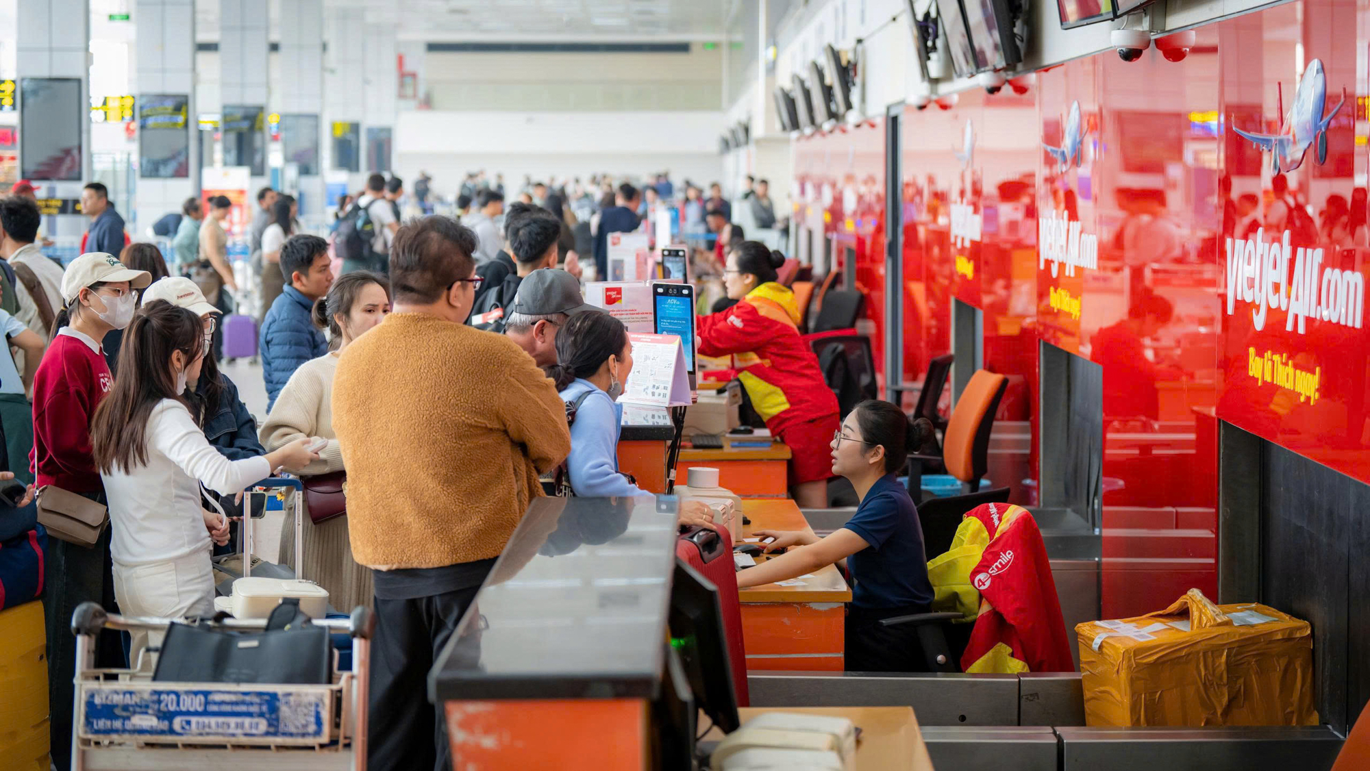 So găng sân bay Gia Bình với Nội Bài, ga Ngọc Hồi và ga Hà Nội: 'Tân binh' cửa ngõ tái định nghĩa hạ tầng Thủ đô - Ảnh 7.