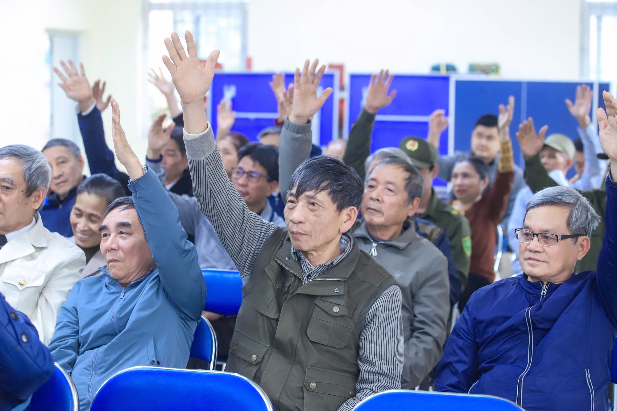 Lá phiếu của niềm tin và khát vọng – Bài cuối: Chọn người xứng đáng bằng "3 chữ dám" và "3 chữ biết"- Ảnh 3.