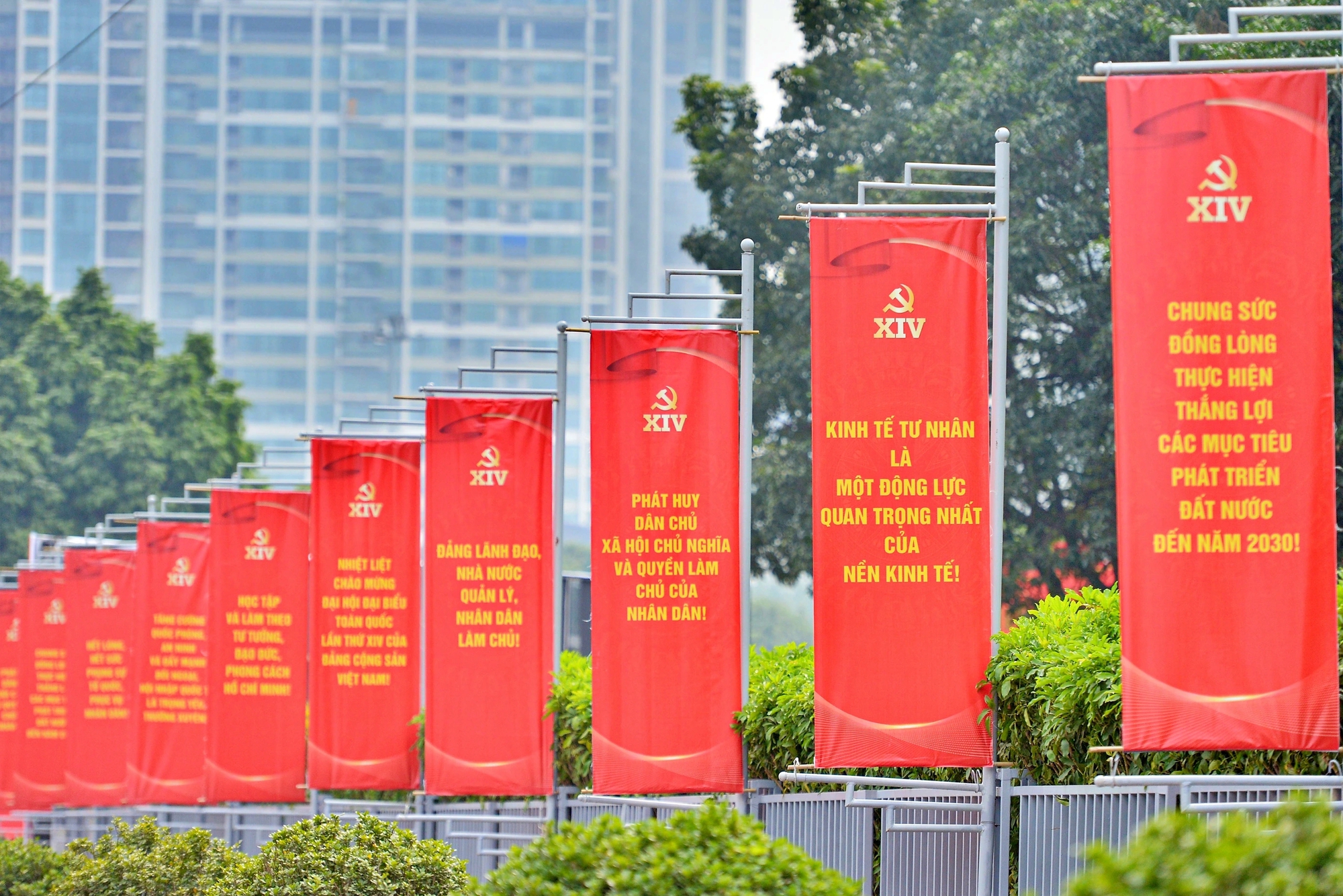 Kỳ vọng những "mạch nối" nhiệm kỳ - Bài 1: Mệnh lệnh từ thực tiễn - Ảnh 1.