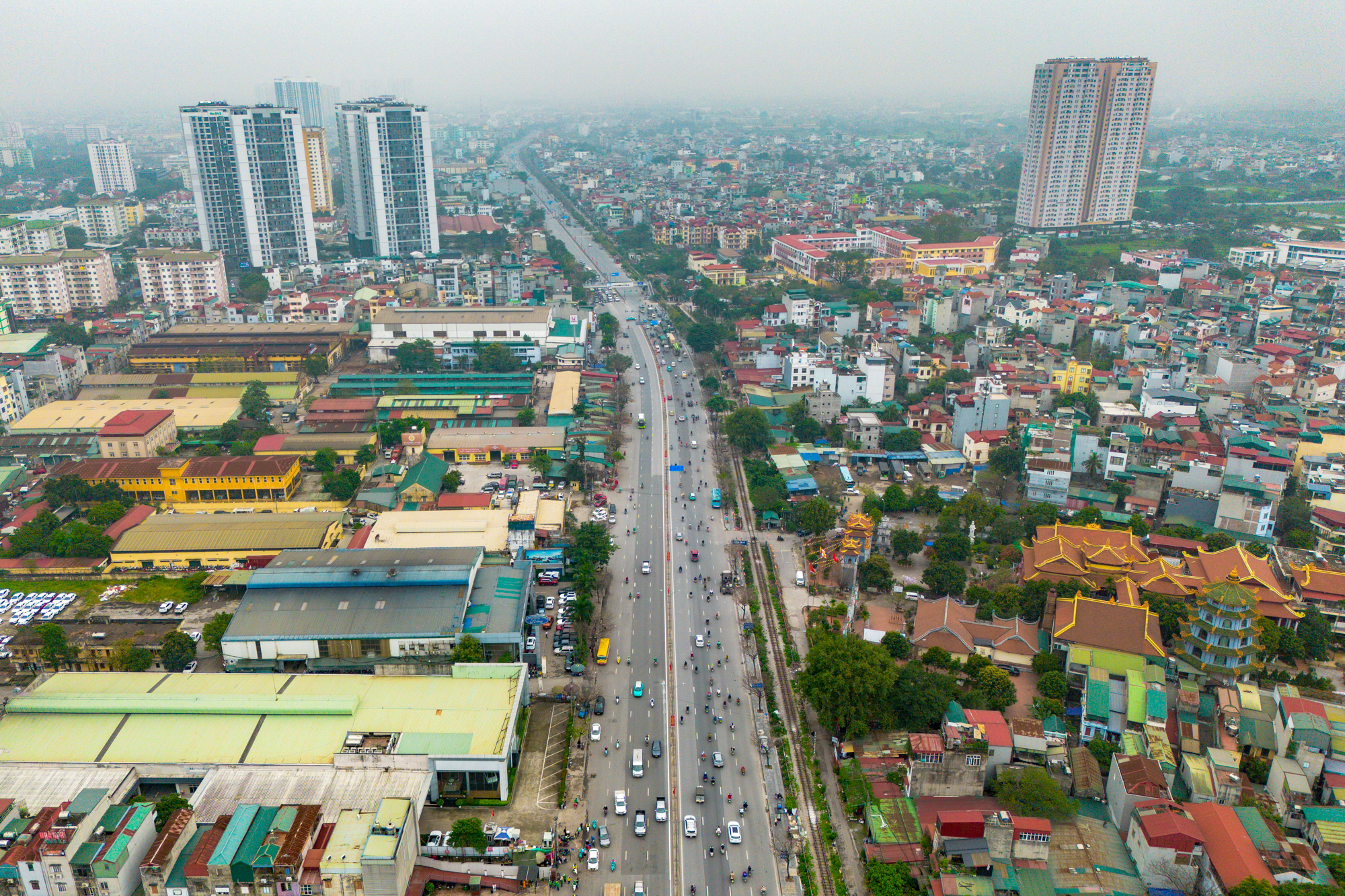 Toàn cảnh trục đường sẽ được đầu tư 153.000 tỷ để mở rộng lên 90 m, nối trung tâm Hà Nội với đại đô thị lớn nhất Việt Nam của Vinhomes - Ảnh 10.