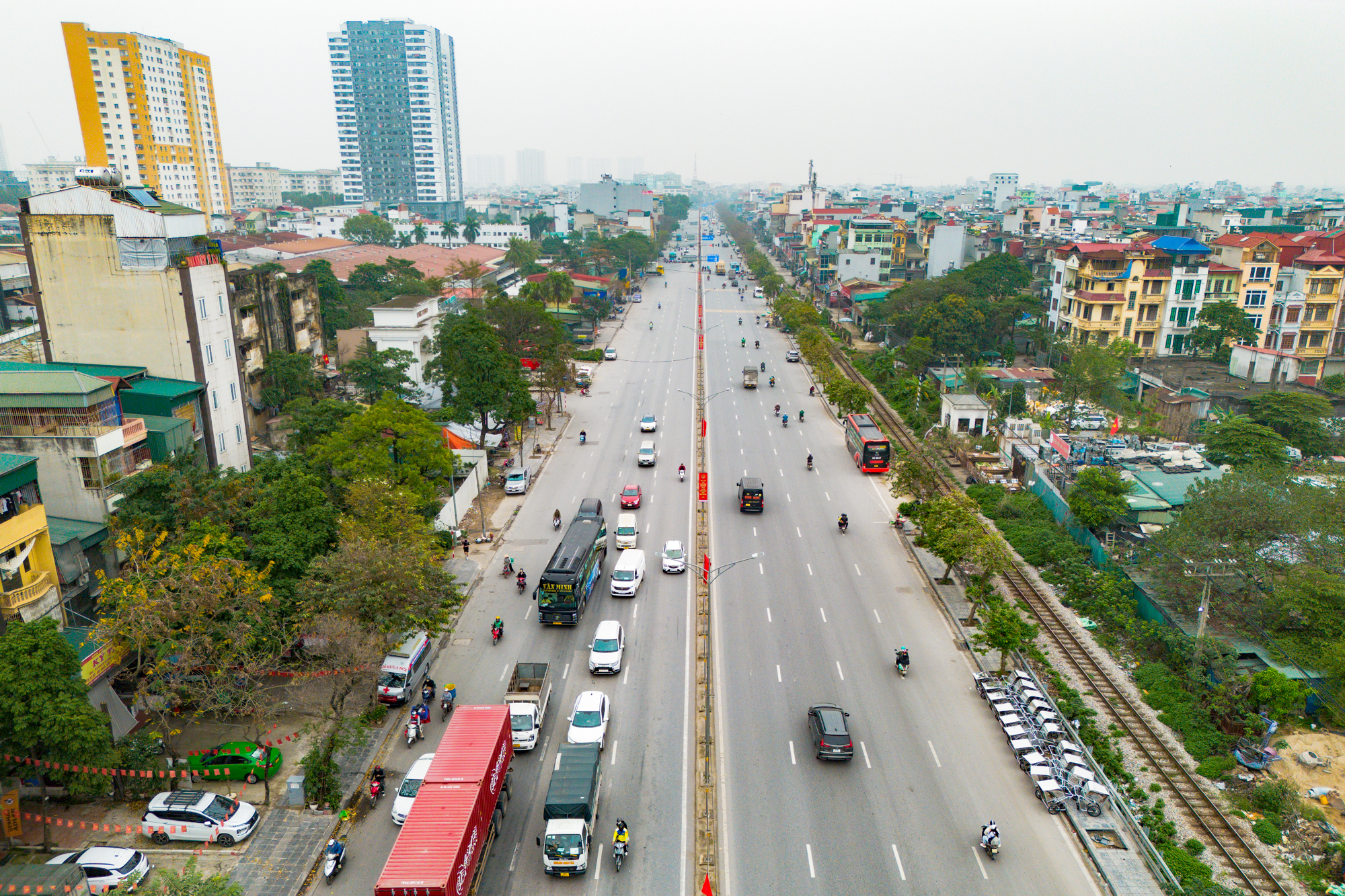 Toàn cảnh trục đường sẽ được đầu tư 153.000 tỷ để mở rộng lên 90 m, nối trung tâm Hà Nội với đại đô thị lớn nhất Việt Nam của Vinhomes - Ảnh 3.