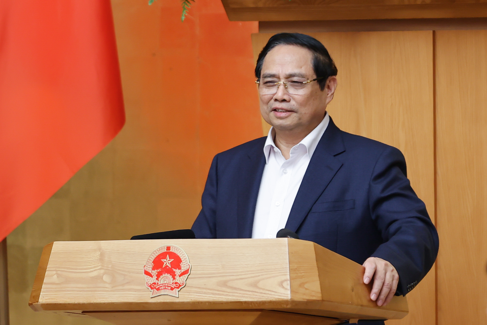 Thủ tướng: Nỗ lực ngay từ ngày đầu, tháng đầu, quý đầu để tăng trưởng 2 con số - Ảnh 1.