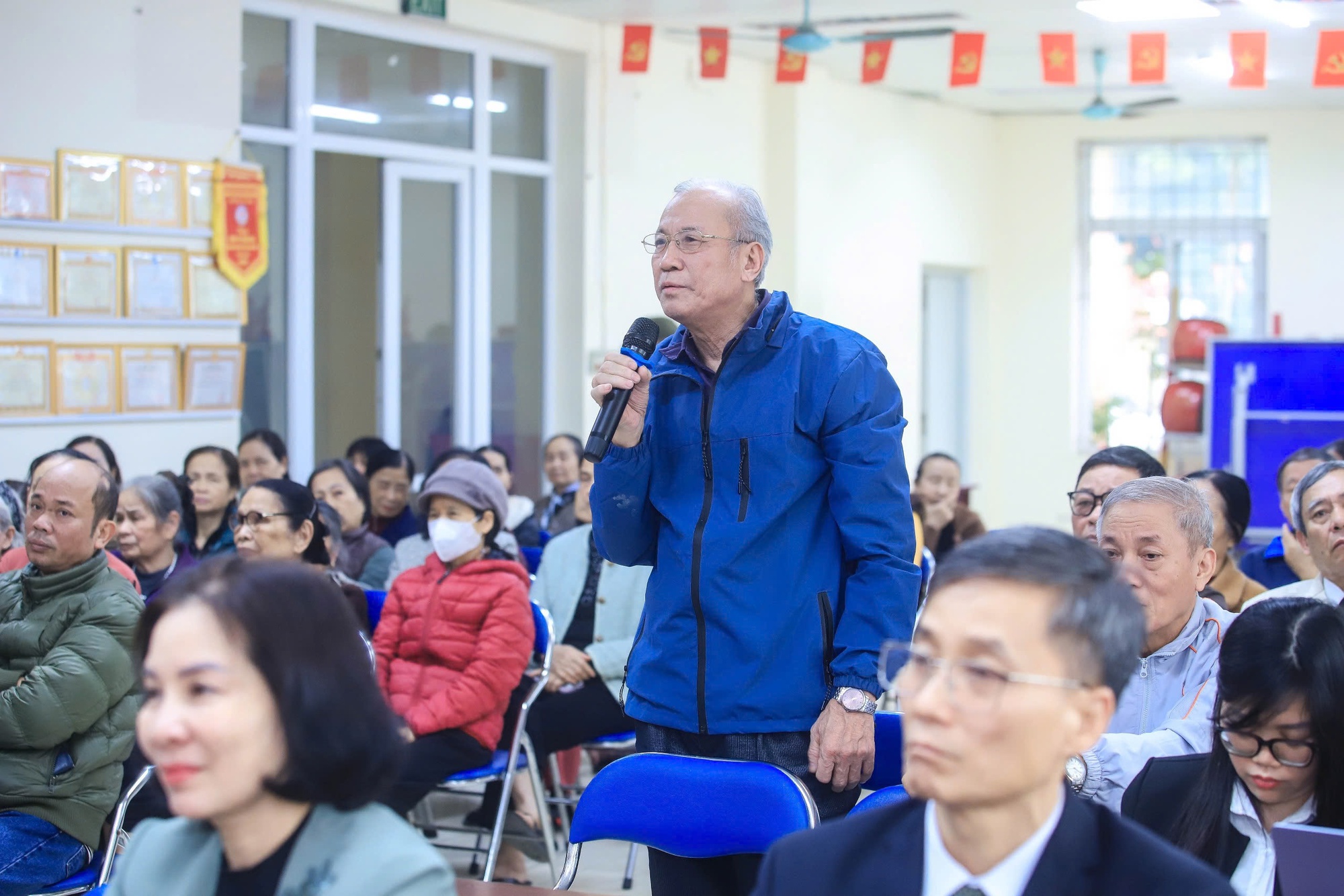 Cử tri nơi cư trú nhất trí giới thiệu ông Nguyễn Khánh Ngọc ứng cử Đại biểu Quốc hội khóa XVI- Ảnh 2.