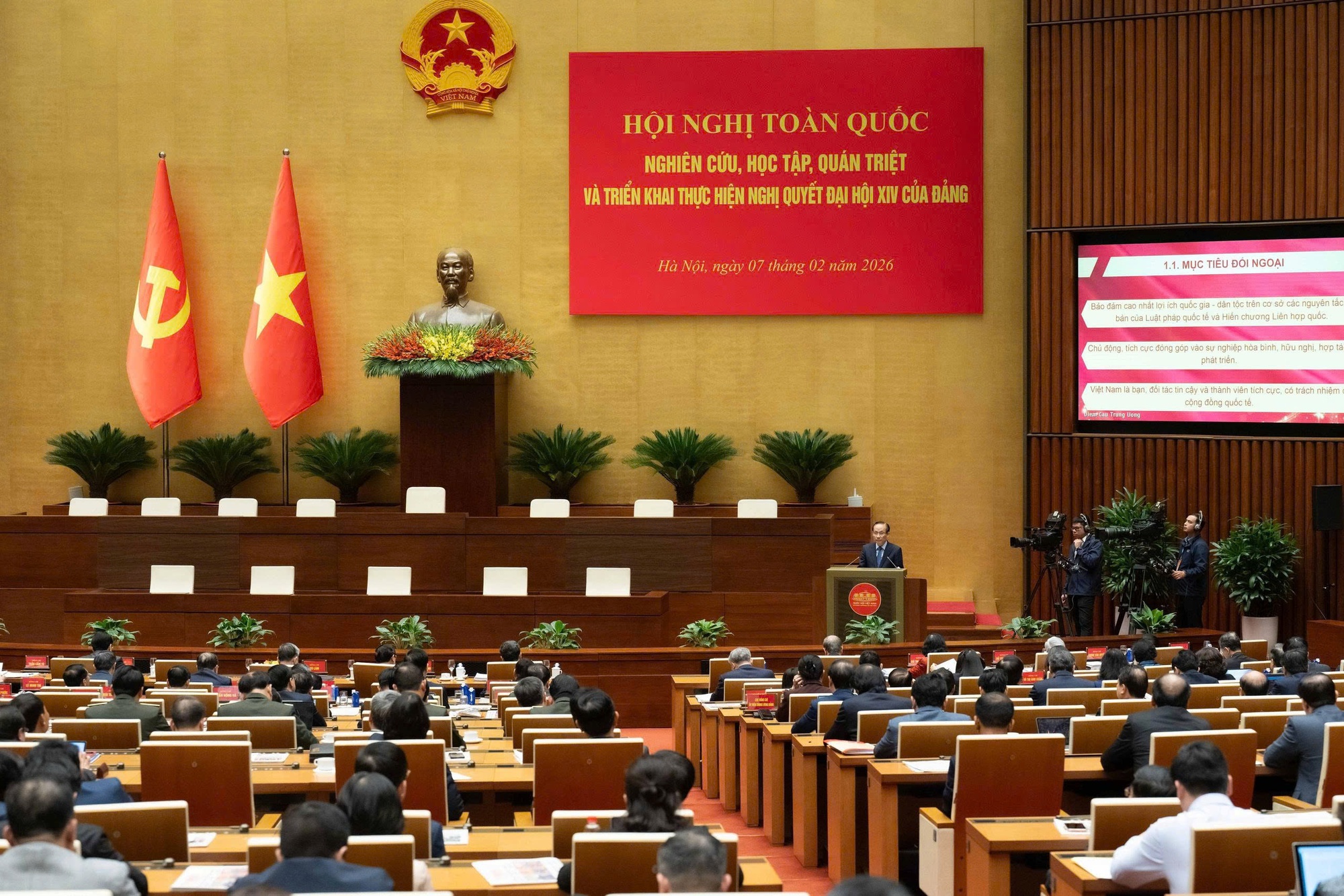 Đối ngoại phải thể hiện rõ tâm thế mới, khát vọng mới của dân tộc Việt Nam trong kỷ nguyên mới- Ảnh 2.