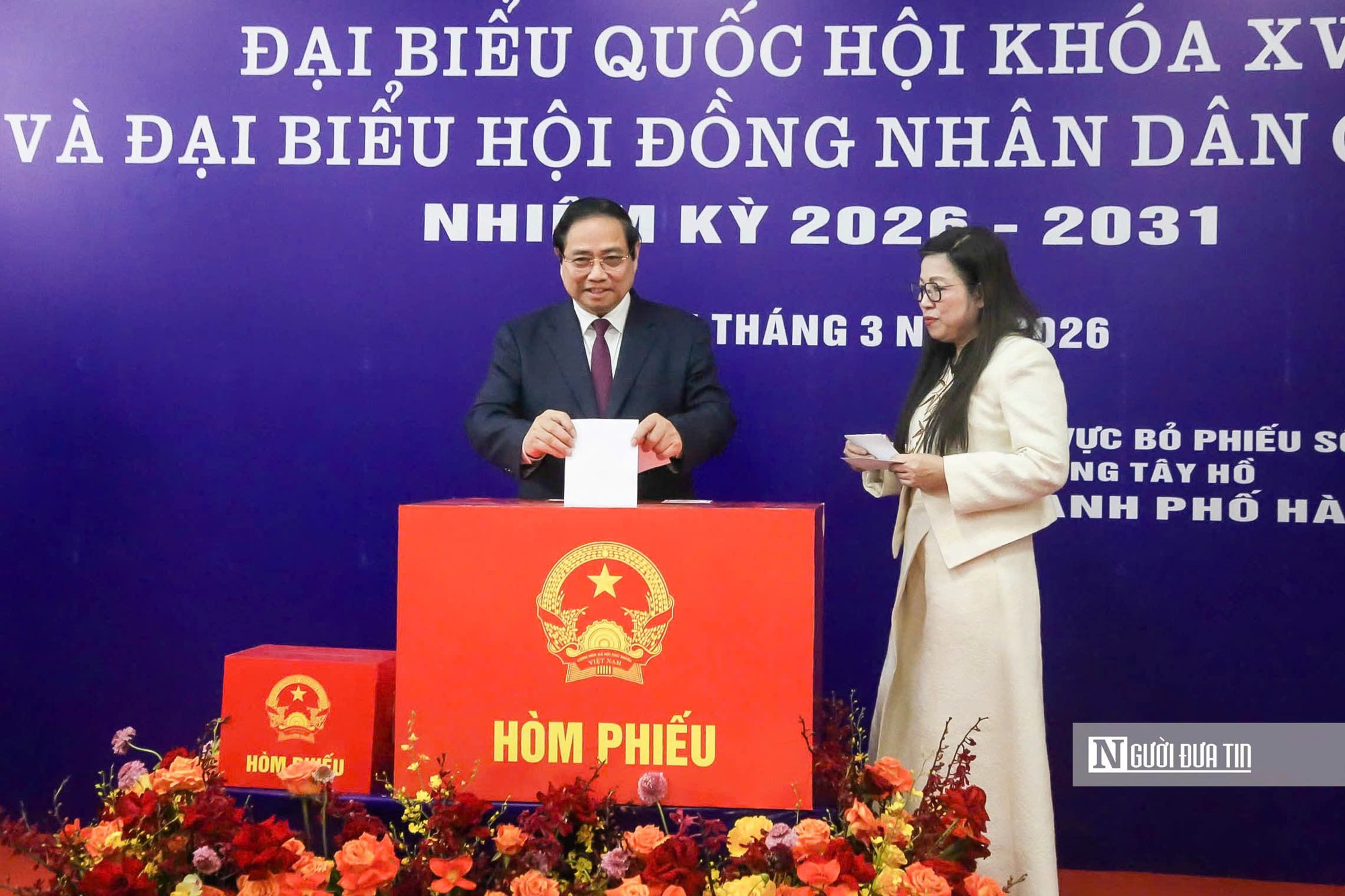 Thủ tướng mong muốn cử tri đi bầu cử để thực hiện quyền làm chủ của mình - Ảnh 4.