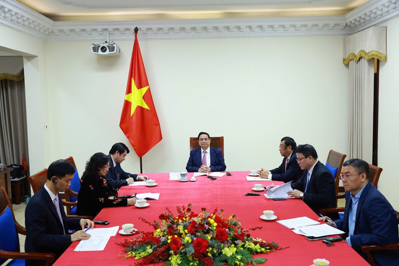 Thủ tướng điện đàm với quốc gia khai thác dầu mỏ hàng đầu châu Phi - Ảnh 1. Thủ tướng điện đàm với quốc gia khai thác dầu mỏ hàng đầu châu Phi - Ảnh 1.