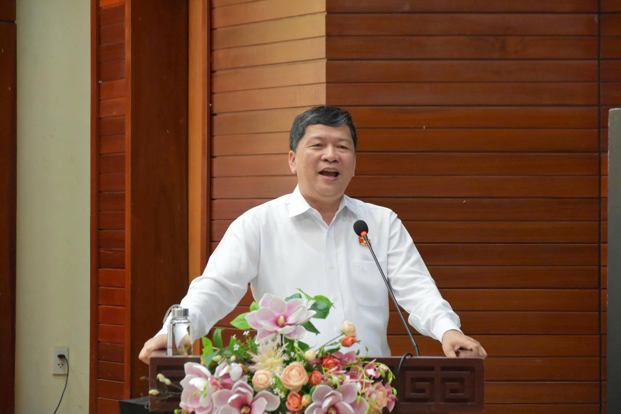 Chủ tịch Hội Luật gia Việt Nam trình bày cam kết trước cử tri Đà Nẵng- Ảnh 3.