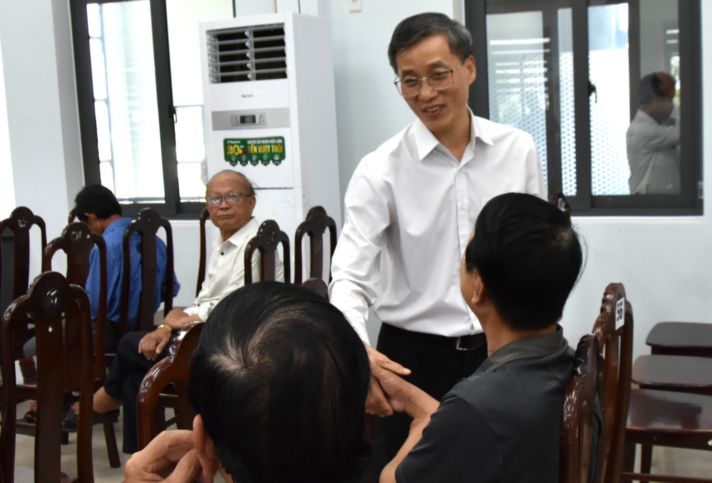 Chủ tịch Hội Luật gia Việt Nam: Theo đuổi vấn đề đến cùng để giữ gìn sự tin cậy của cử tri- Ảnh 8.