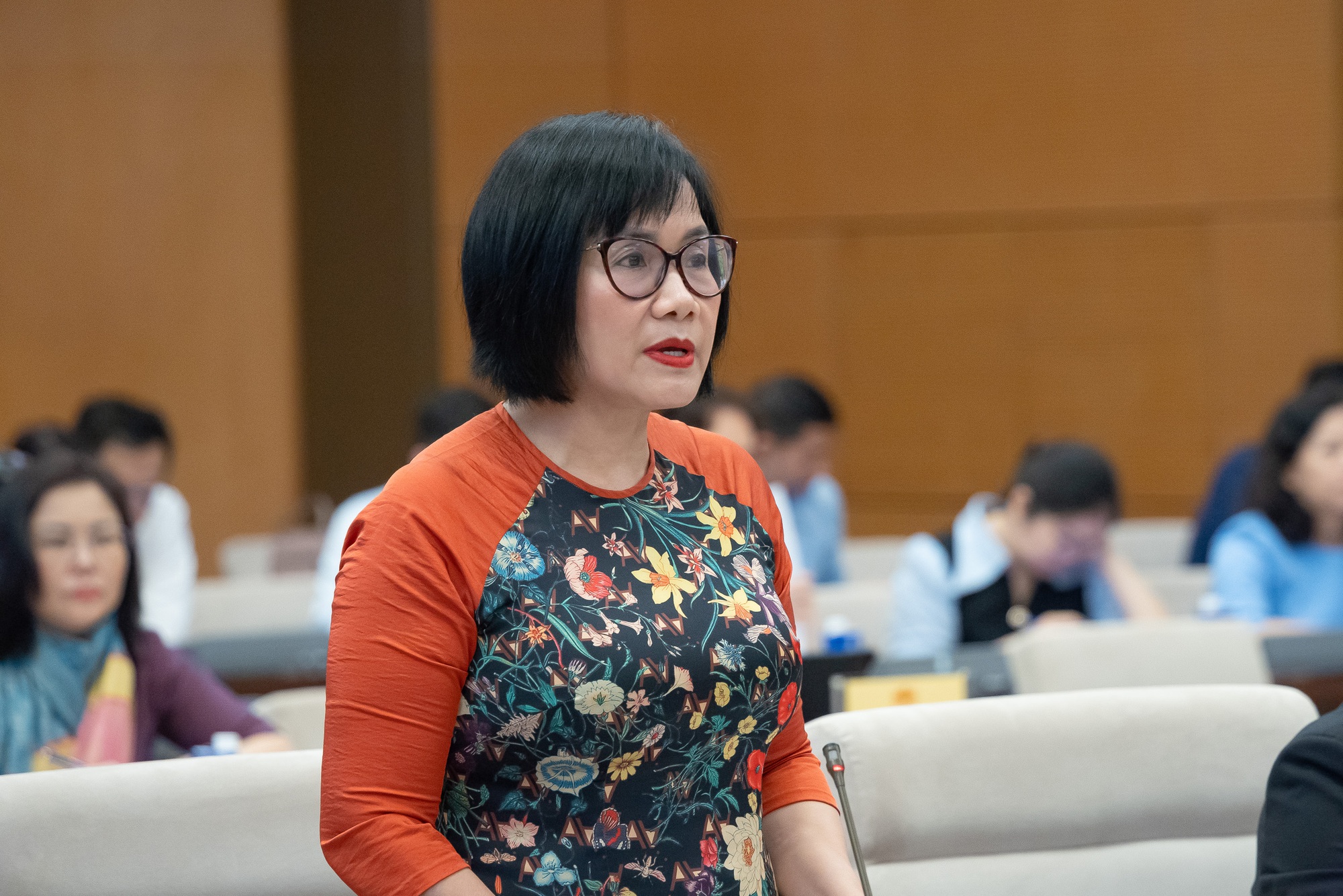 Tránh tình trạng công khai thông tin trên giấy nhưng người dân vẫn khó tiếp cận - Ảnh 1.