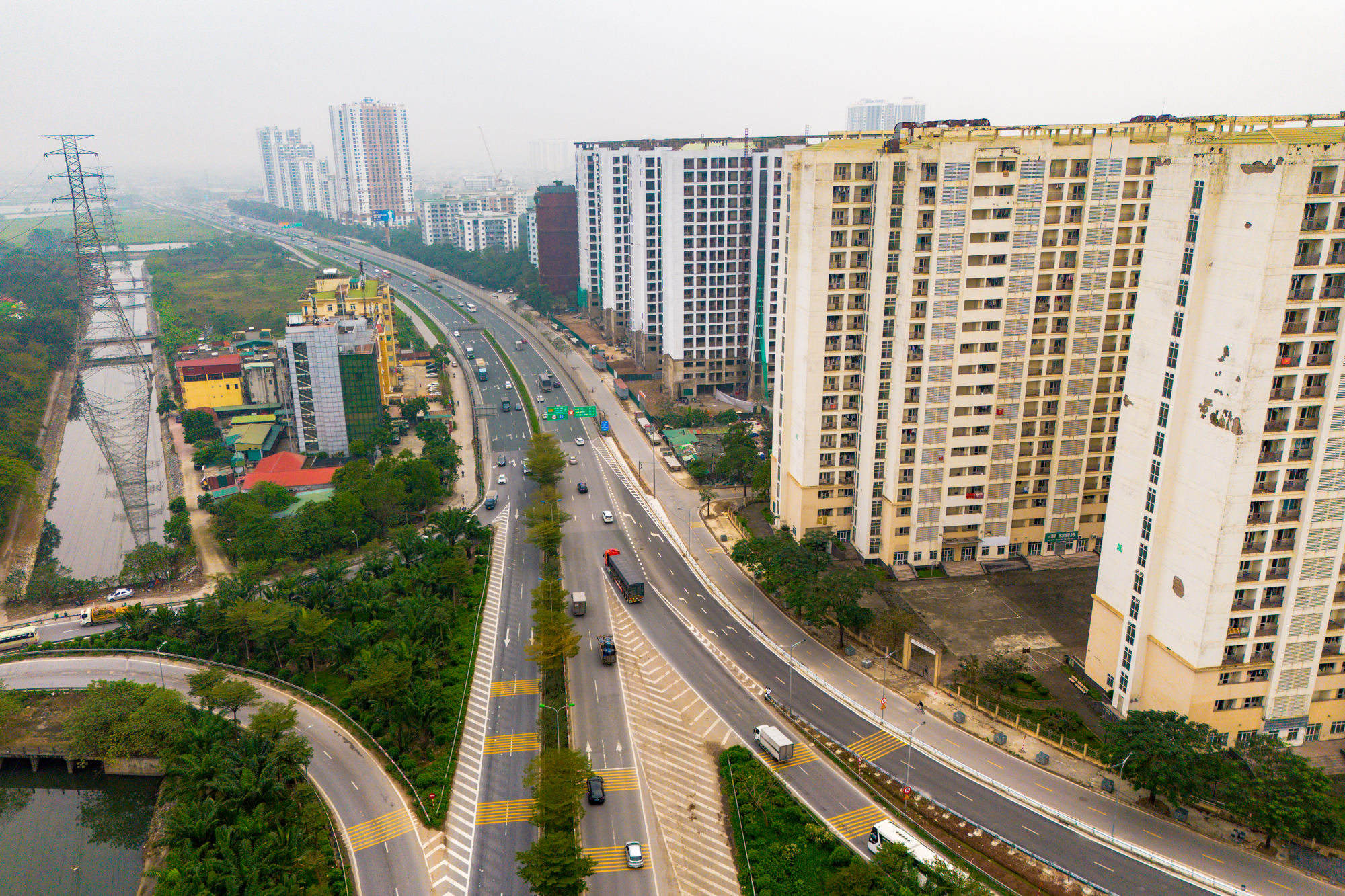 Toàn cảnh tuyến đường tốc độ cao đầu tiên của Việt Nam sắp được đầu tư 22.000 tỷ, kết nối Hà Nội với đại đô thị lớn nhất của Vinhomes - Ảnh 10.