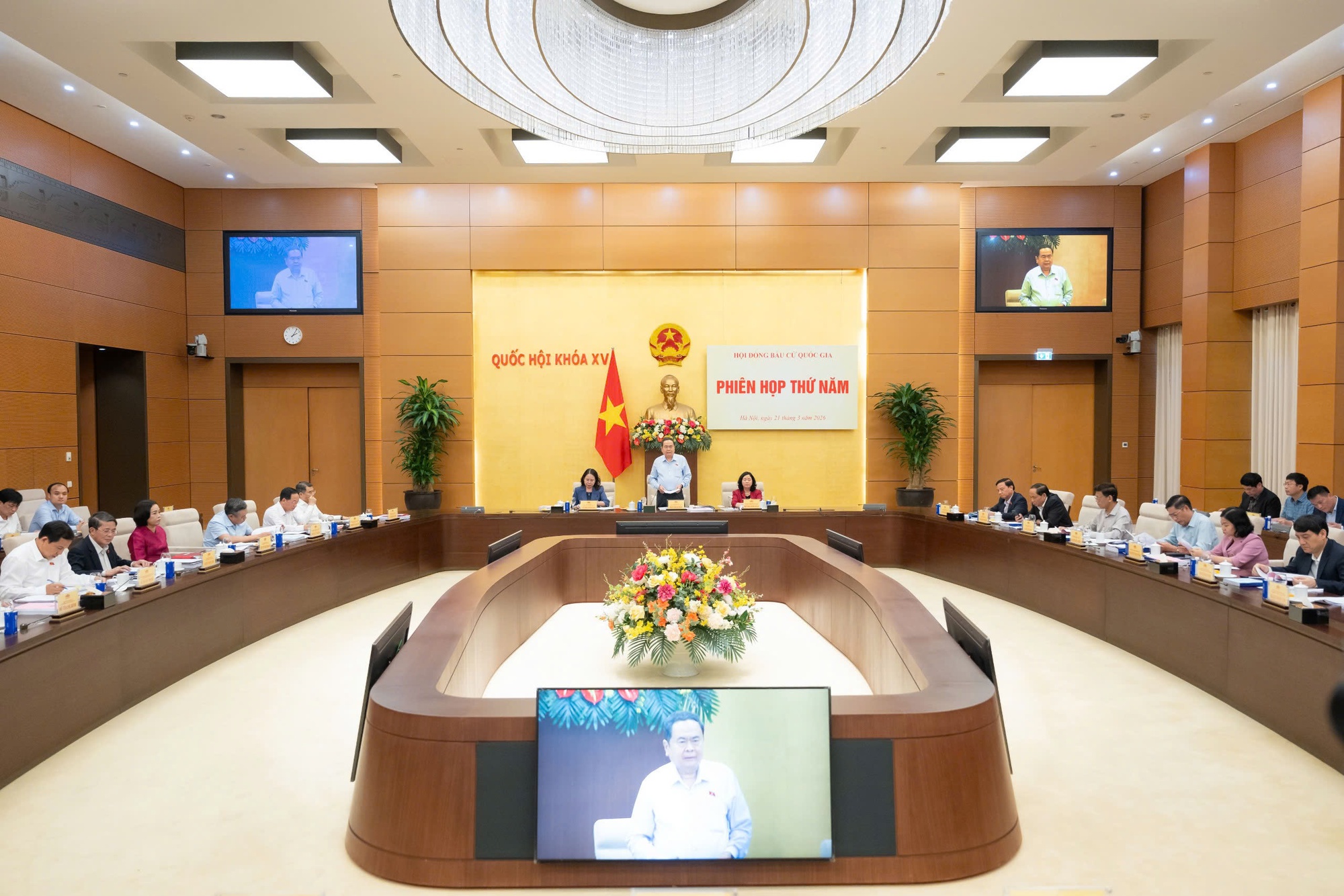 Chủ tịch Quốc hội: Cuộc bầu cử lần này là thắng lợi rất lớn, đã bầu đủ 500 ĐBQH khoá XVI - Ảnh 2.