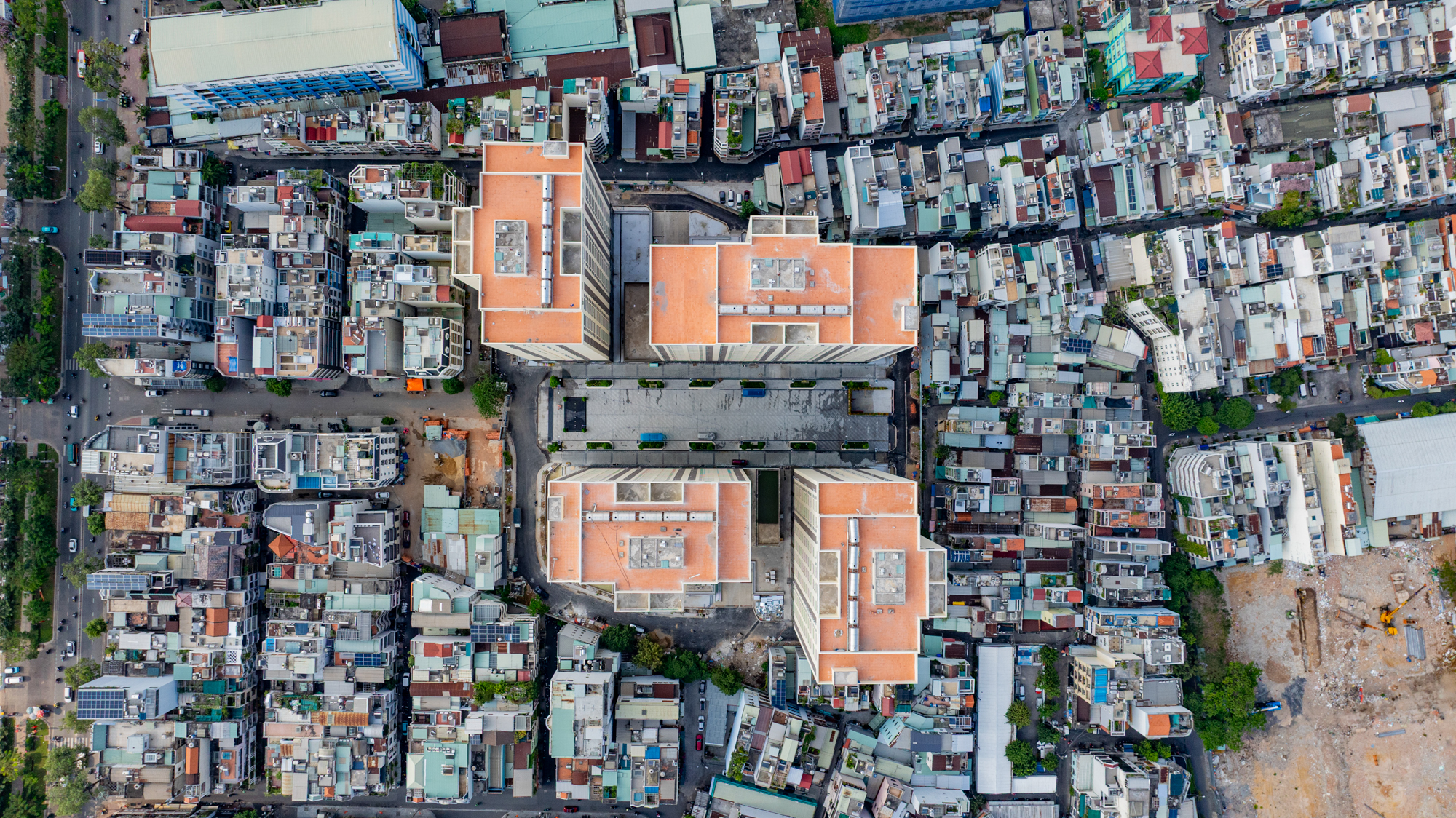 5 phút đi thăm các dự án nhà ở xã hội hot nhất TP.HCM: Nơi có tiện ích như resort, nơi tỷ lệ chọi cao hơn thi đại học - Ảnh 8.