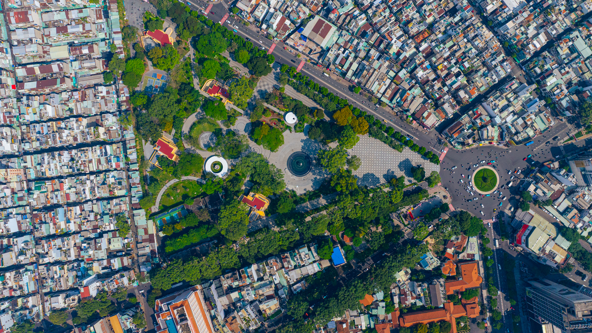 Bất động sản của top 4 người giàu nhất Sài Gòn xưa: Nơi được Sun Group biến thành công viên, nơi có giá hàng tỷ đồng/m2 - Ảnh 2.