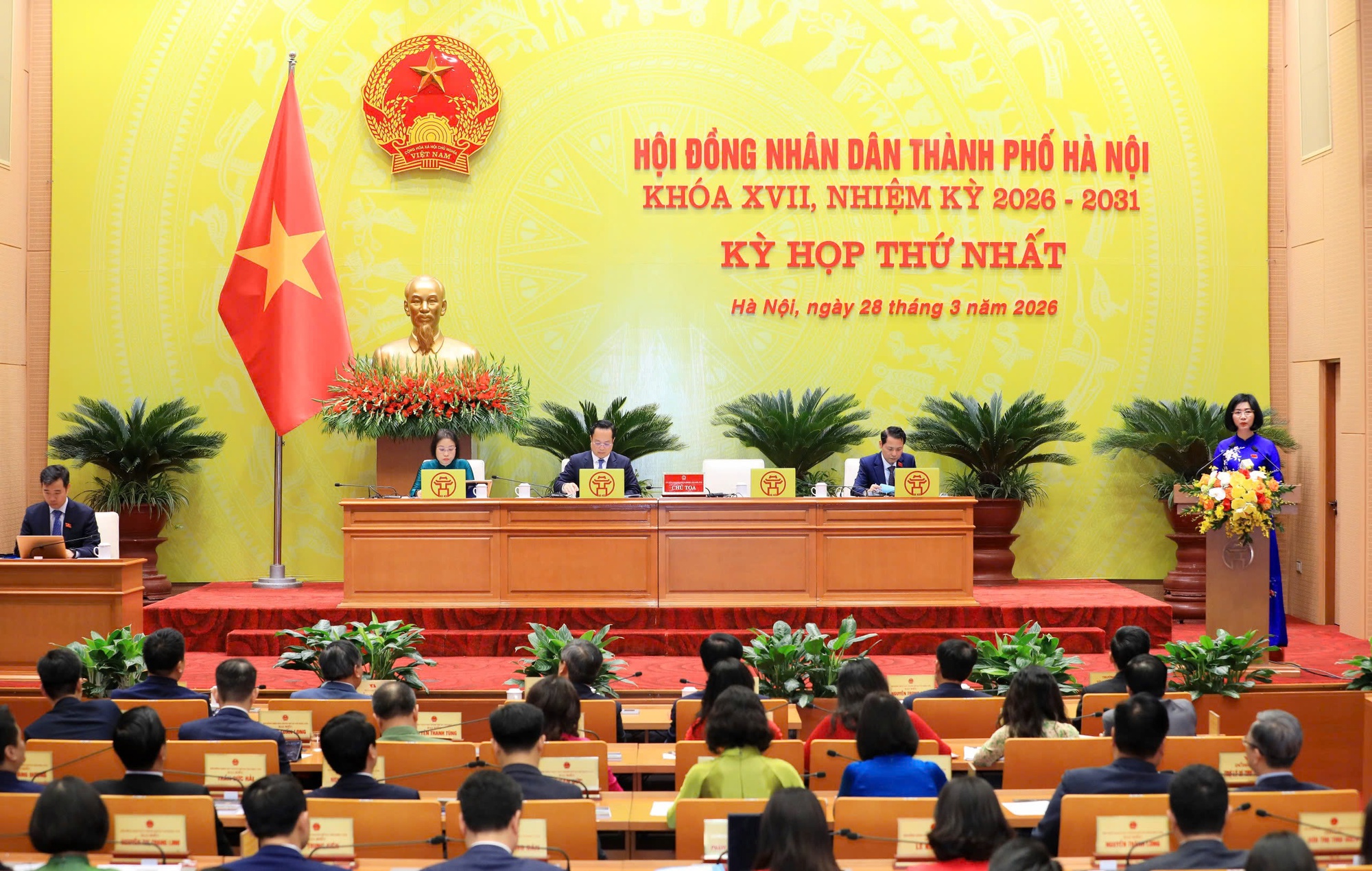 Khai mạc kỳ họp thứ nhất HĐND Tp.Hà Nội khóa XVII, đặt nền móng nhiệm kỳ mới- Ảnh 2.