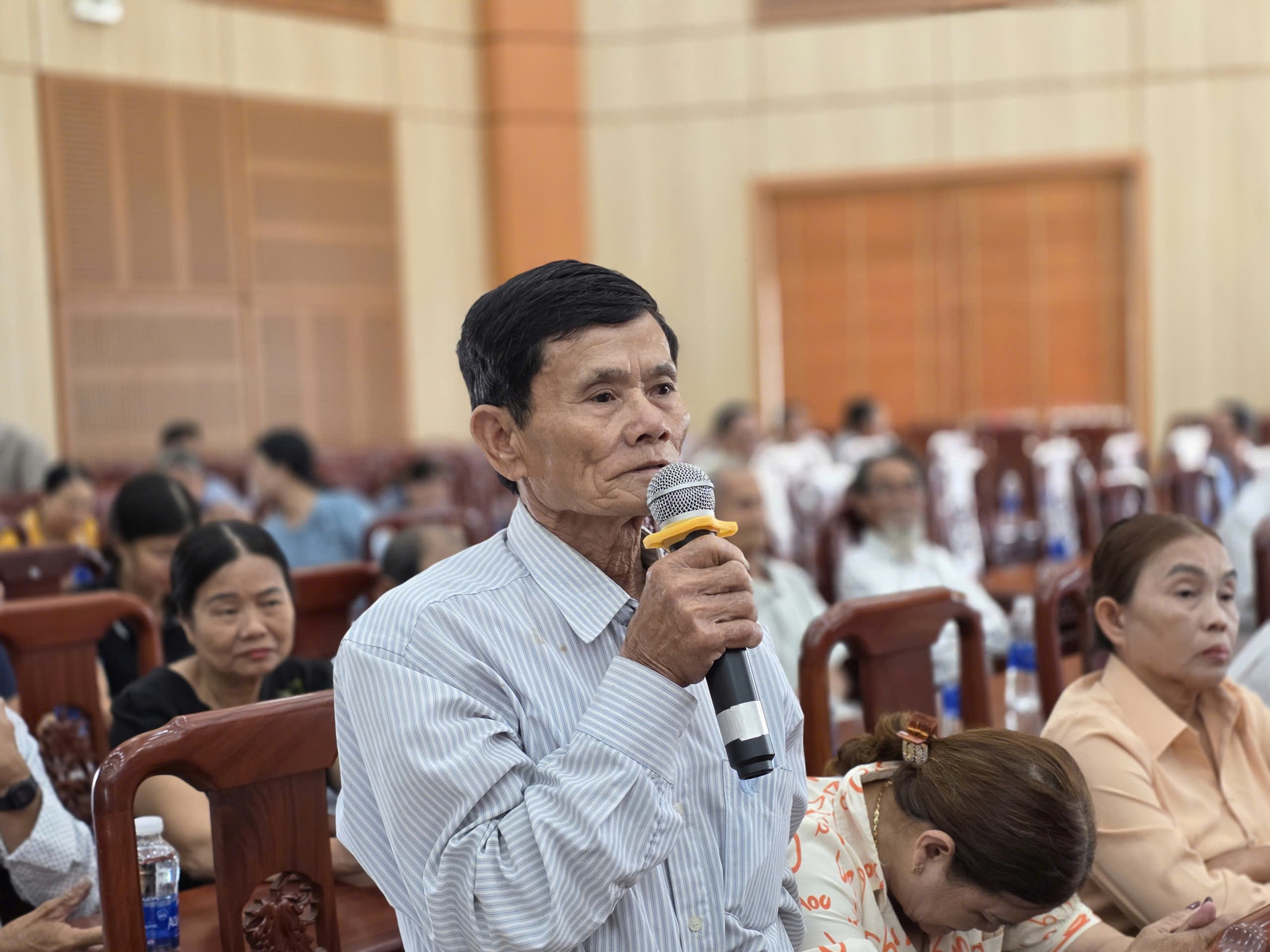 "Gần dân, hiểu dân, nỗ lực hết sức để bảo vệ quyền lợi chính đáng của nhân dân"- Ảnh 8.