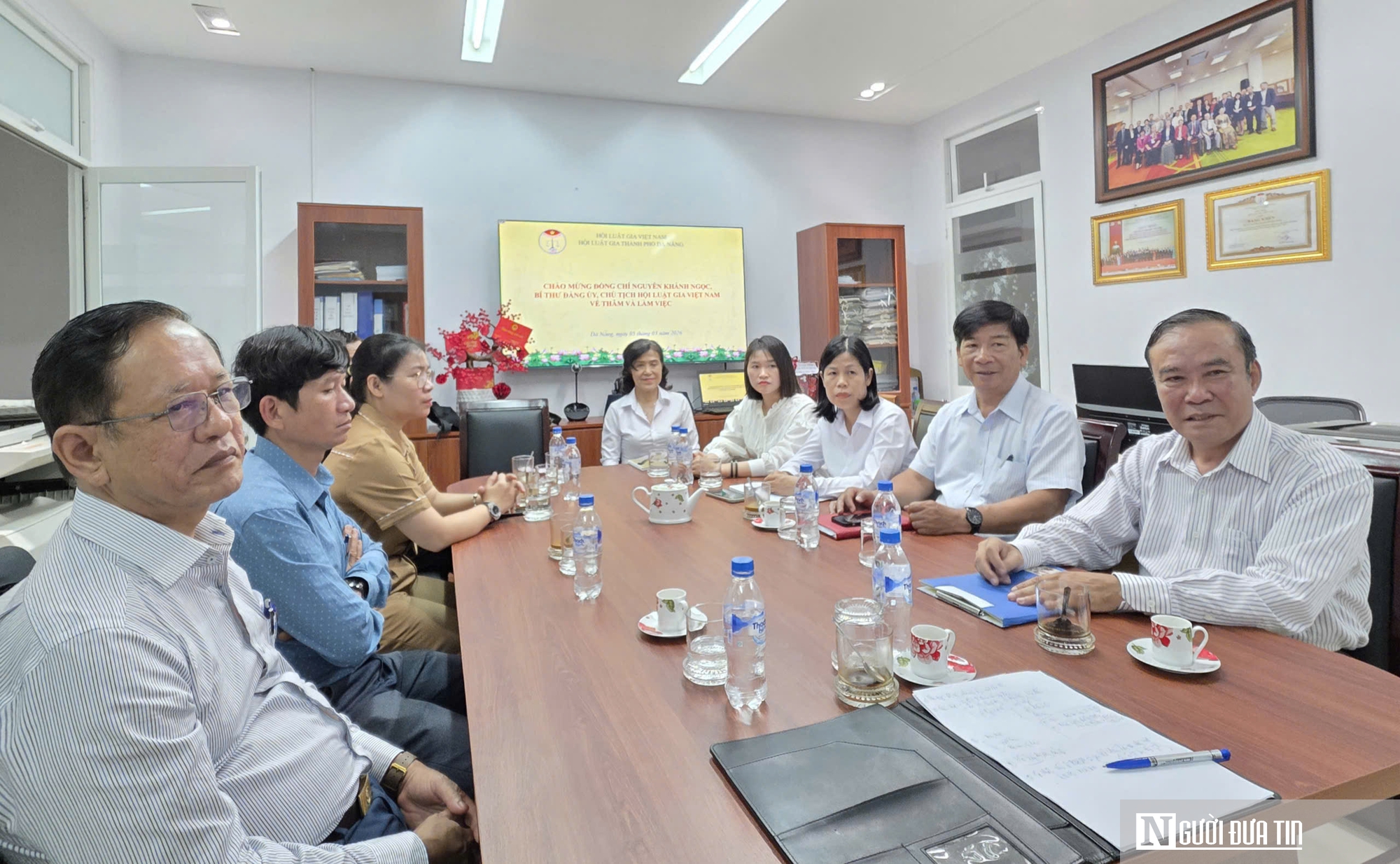 Ông Nguyễn Khánh Ngọc thăm và làm việc với Hội Luật gia Đà Nẵng - Ảnh 3.