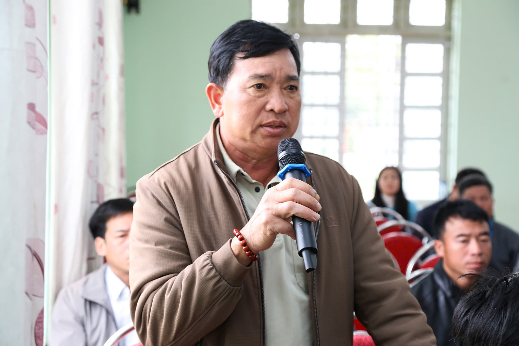 Bà Hà Thị Nga: Lắng nghe tâm tư, nguyện vọng của cử tri vùng cao - Ảnh 4.