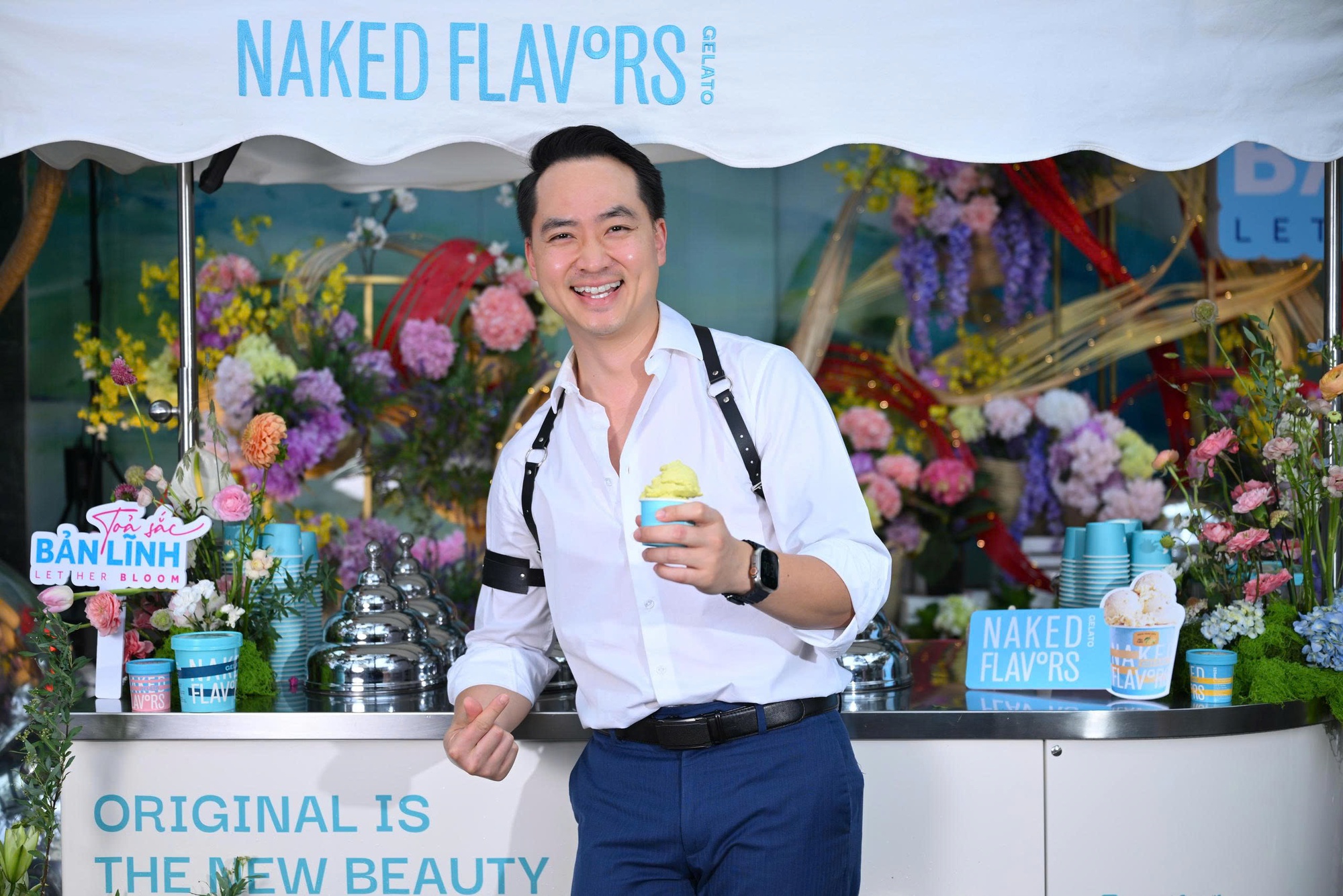 Khoảnh khắc ấm áp: 8 "soái ca" quyền lực của ACB lần đầu tiên cùng xuất hiện phát kem trong 3 giờ đồng hồ tặng nhân viên nữ nhân dịp 8/3 - Ảnh 9.